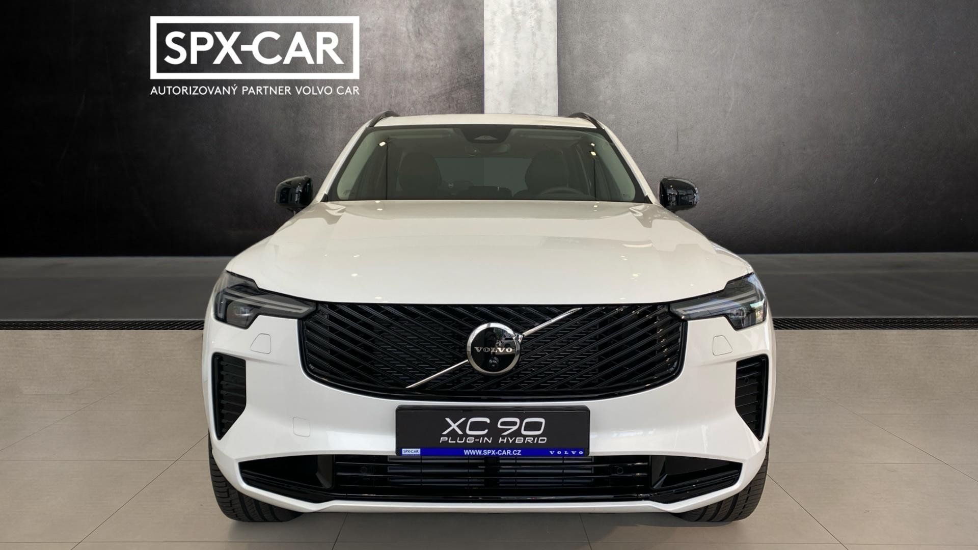 Volvo XC90, ULTRA DARK, B5 AWD, 184+10 kW - fotka 2