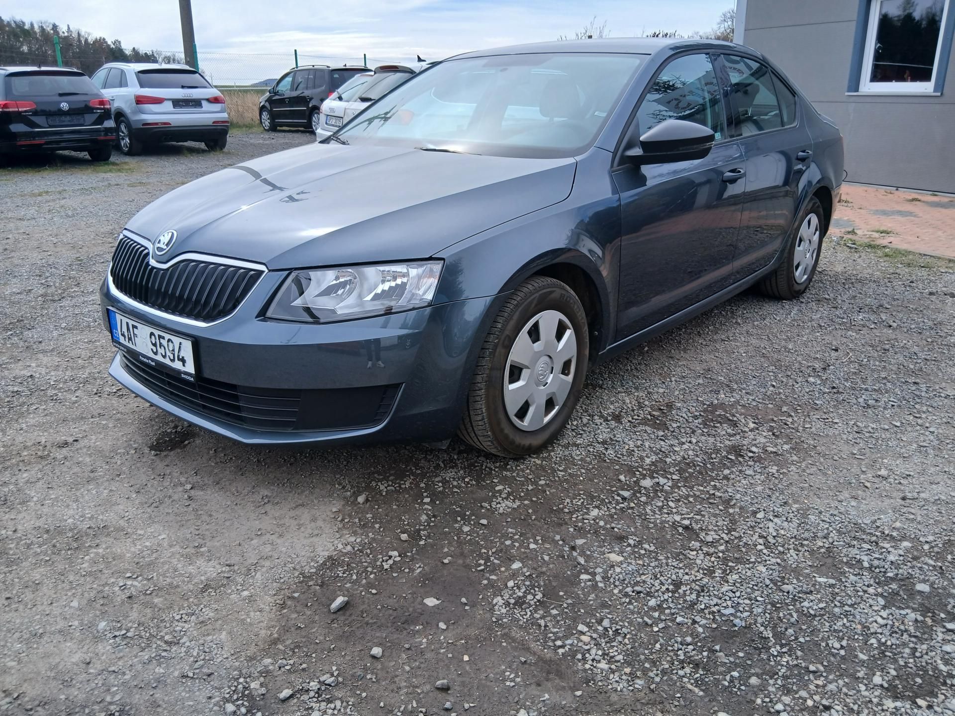 Škoda Octavia, 1.2 TSI, 99tis km najeto - fotka 2