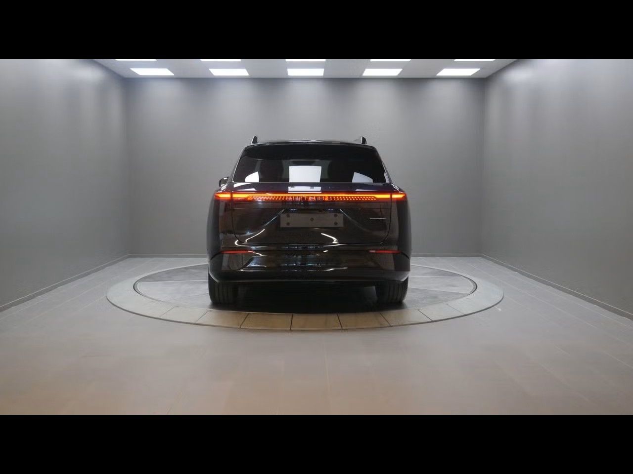 XPENG G9, Performance*vzduch*vyhř. vol. - fotka 6