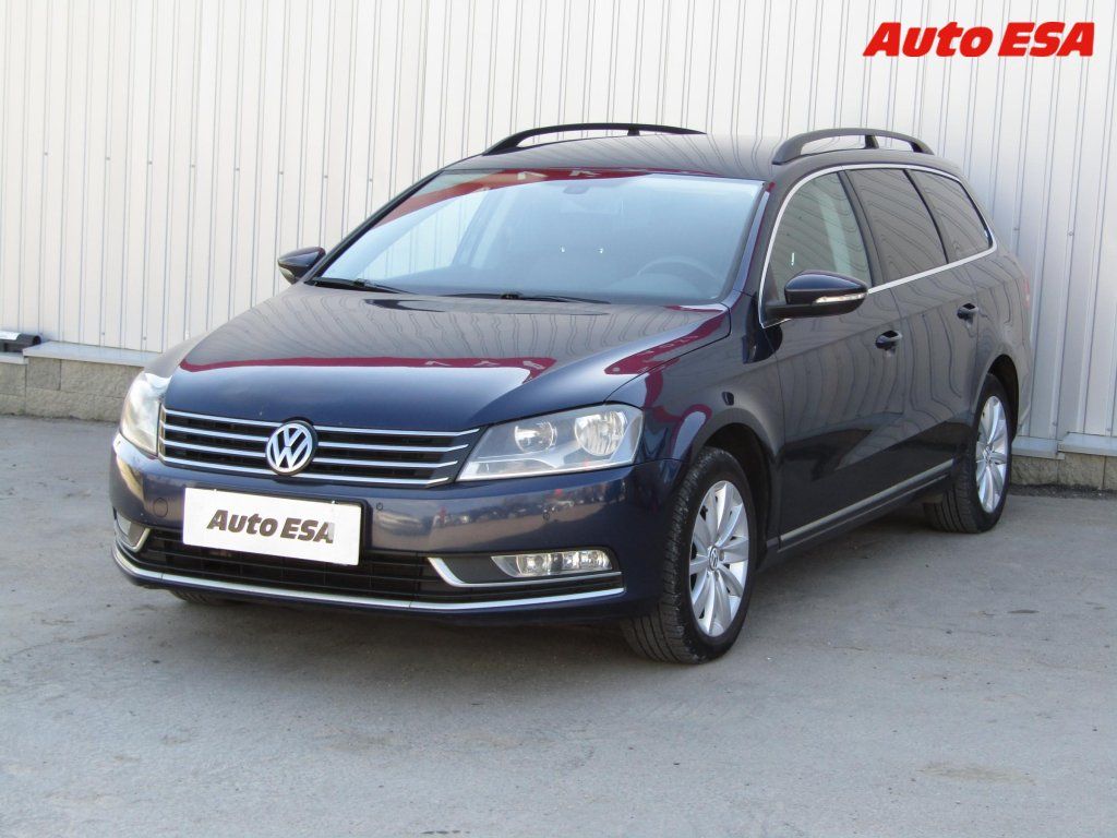 Volkswagen Passat, 1.6TDi,AC,tempo,park.asist - fotka 3