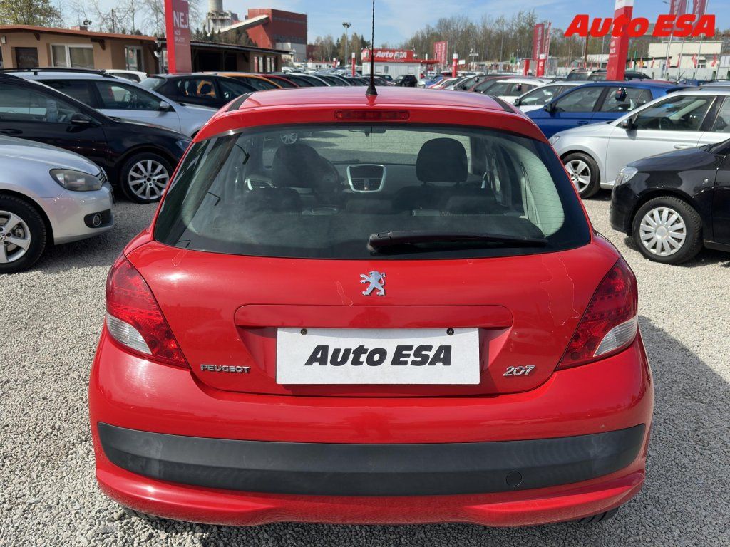 Peugeot 207, 1.4i,2.maj,ČR,AC - fotka 5