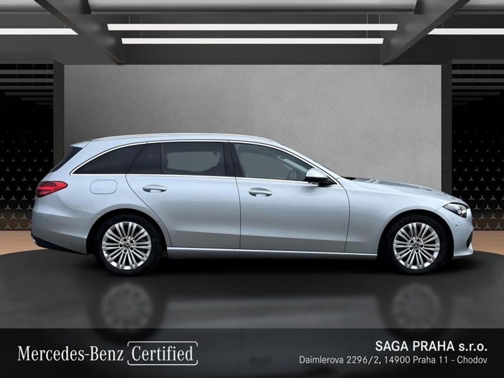 Mercedes-Benz Třídy C, C 220d 4MATIC kombi - fotka 3