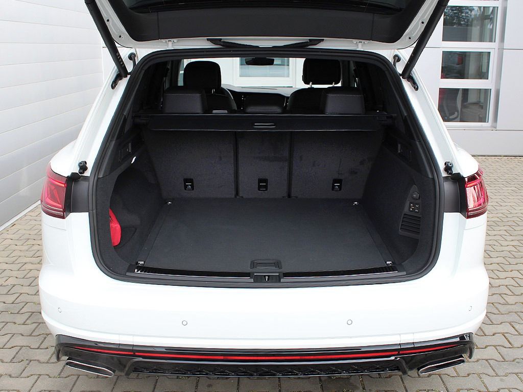 Volkswagen Touareg, R-Line V6 3,0 TDI 170 kW - fotka 5
