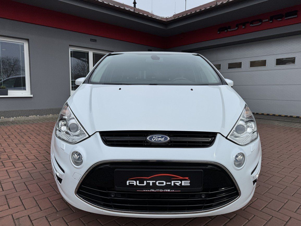 Ford S-MAX, 2.0TDCi Titanium Automat - fotka 5