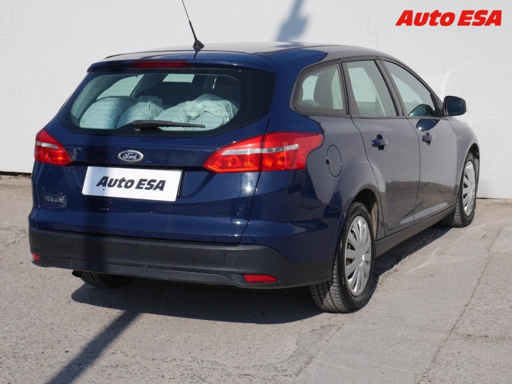 Ford Focus, 1.5 TDCI,ČR,Klima - fotka 6