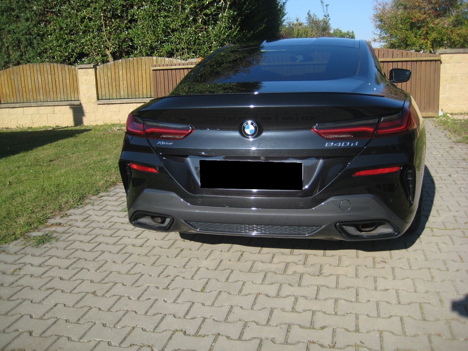 BMW Řada 8, 840 Xdrive - fotka 3
