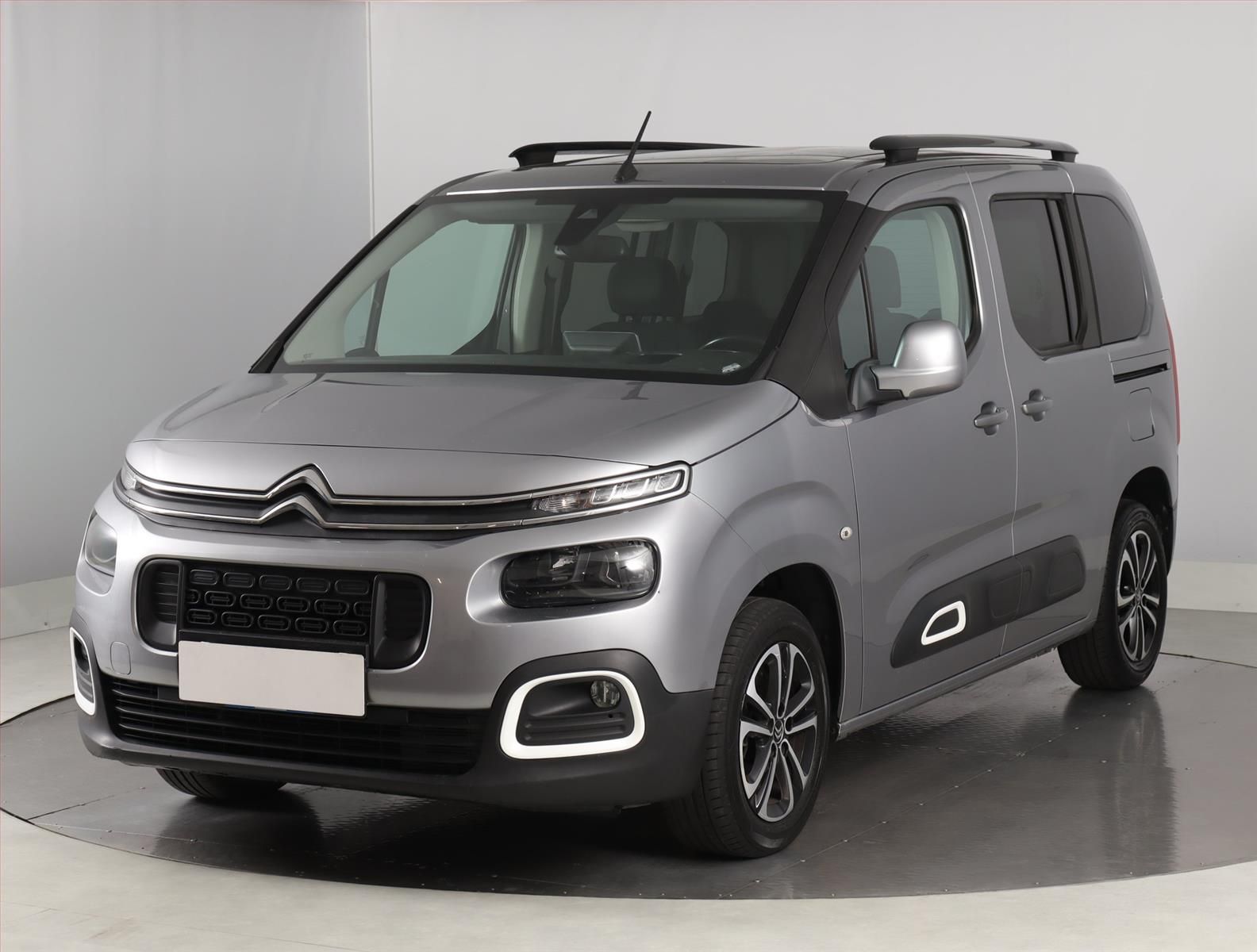 Citroën Berlingo, 1.5 BlueHDi, Shine, 5Míst - fotka 2