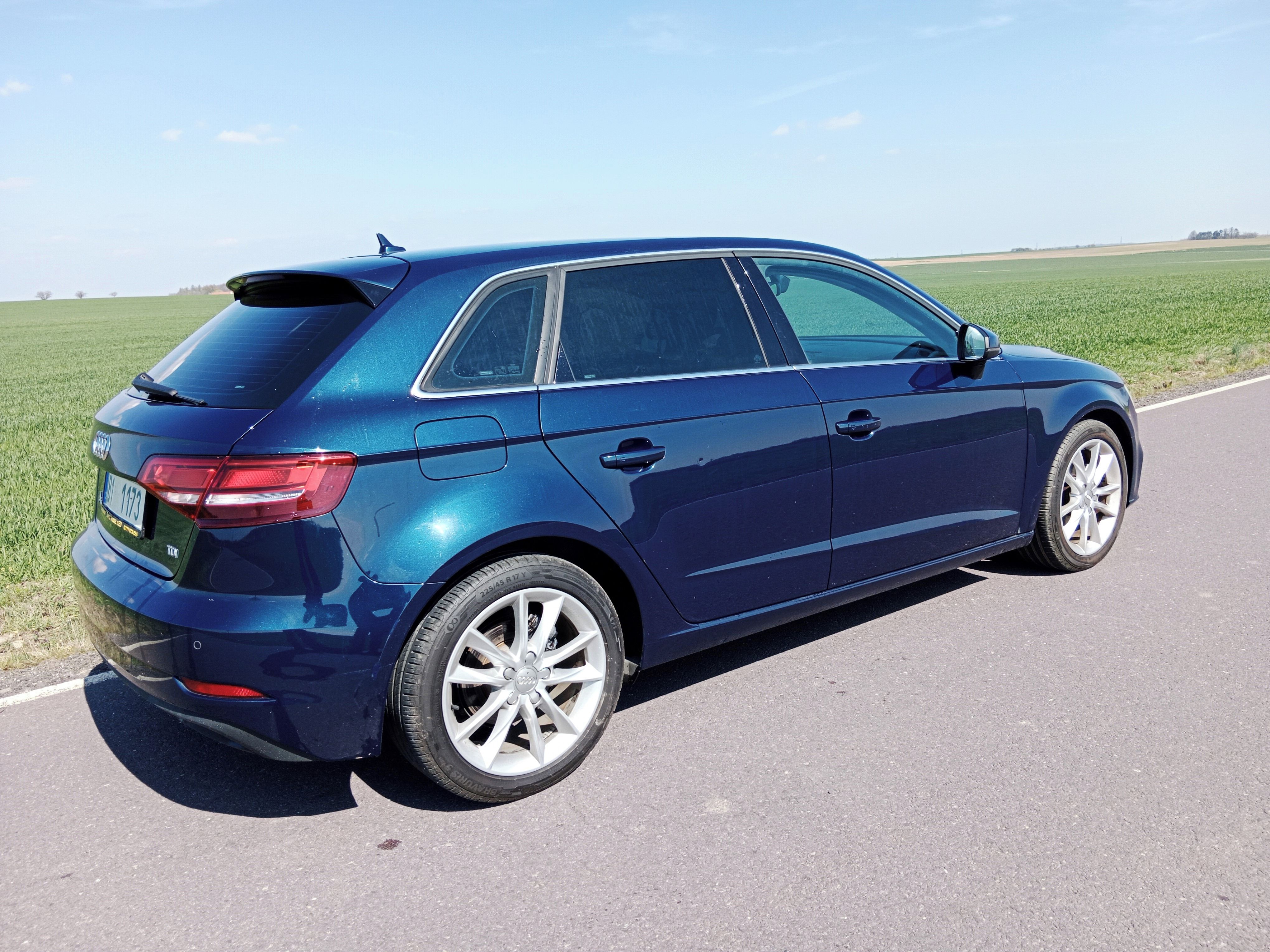 Audi A3, 1.6TDI,VIRTUAL,manuál,4.5l/100 - fotka 3