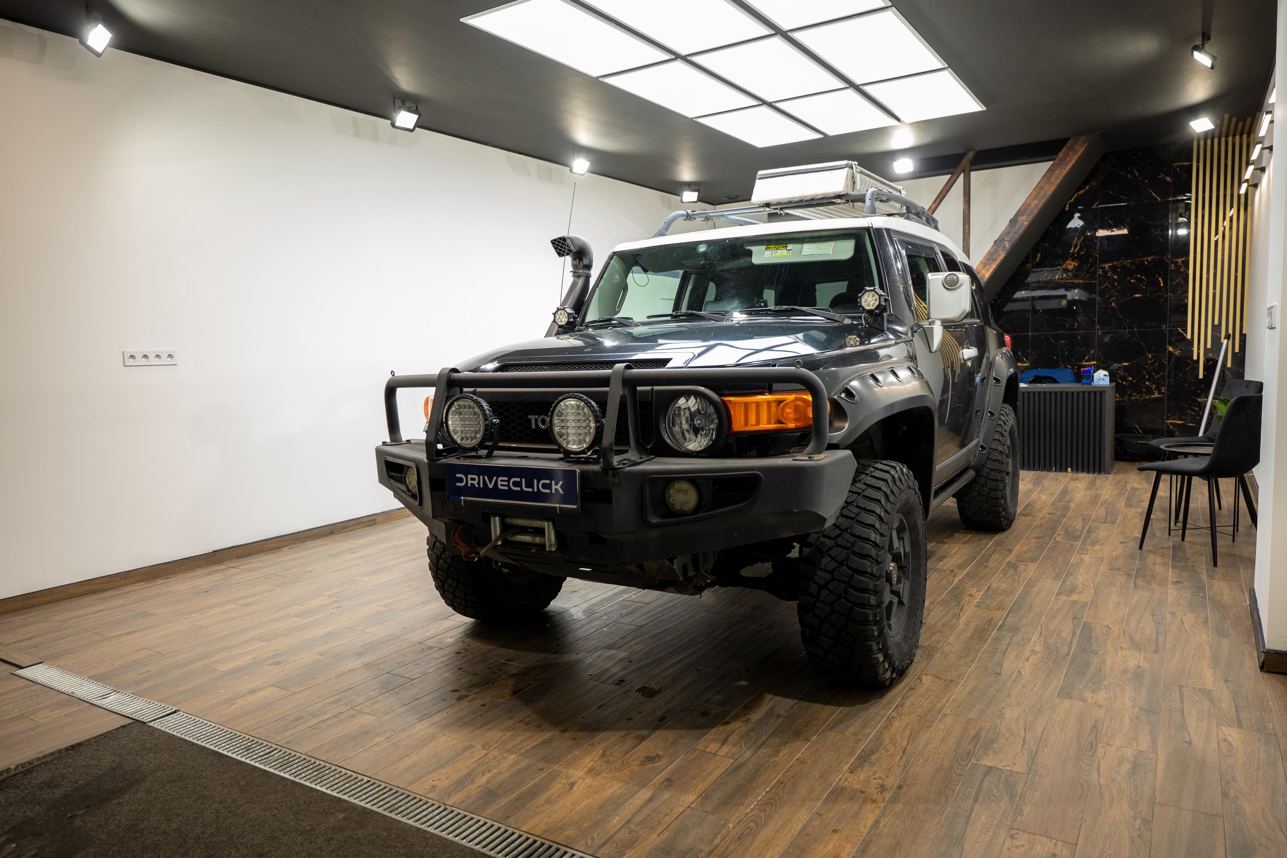Toyota FJ Cruiser