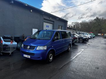 2004 WV Multivan T5 VSTŘIKY