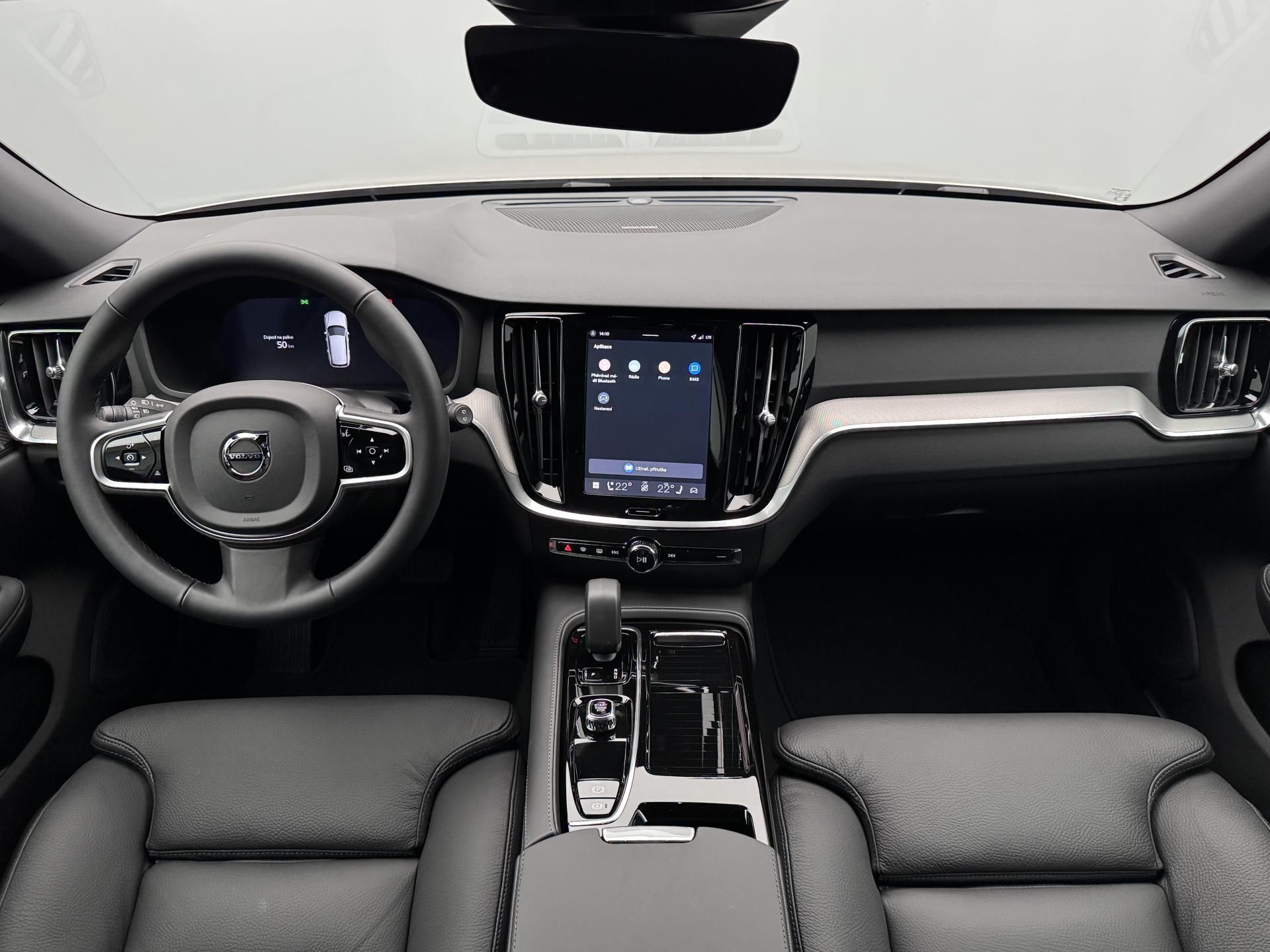 Volvo V60, T6 AWD Plug-in DARK PLUS - fotka 2