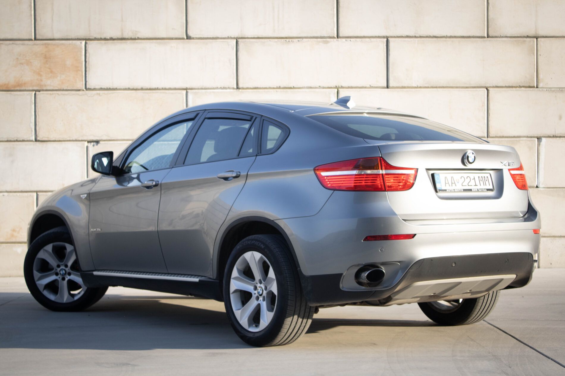BMW X6 - fotka 5
