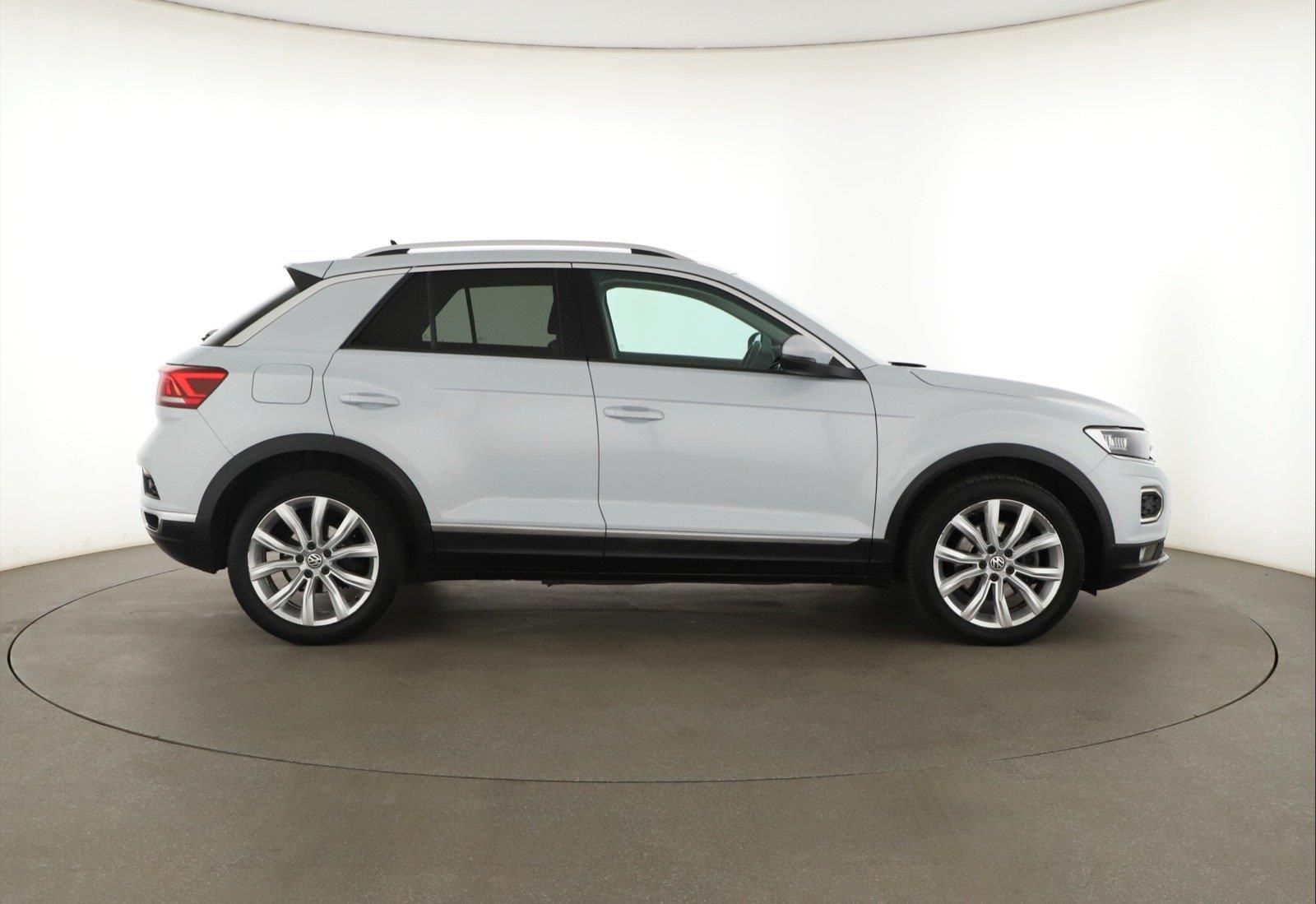 Volkswagen T-Roc, 2.0 TDI 4Motion, 4X4, Automat - fotka 6