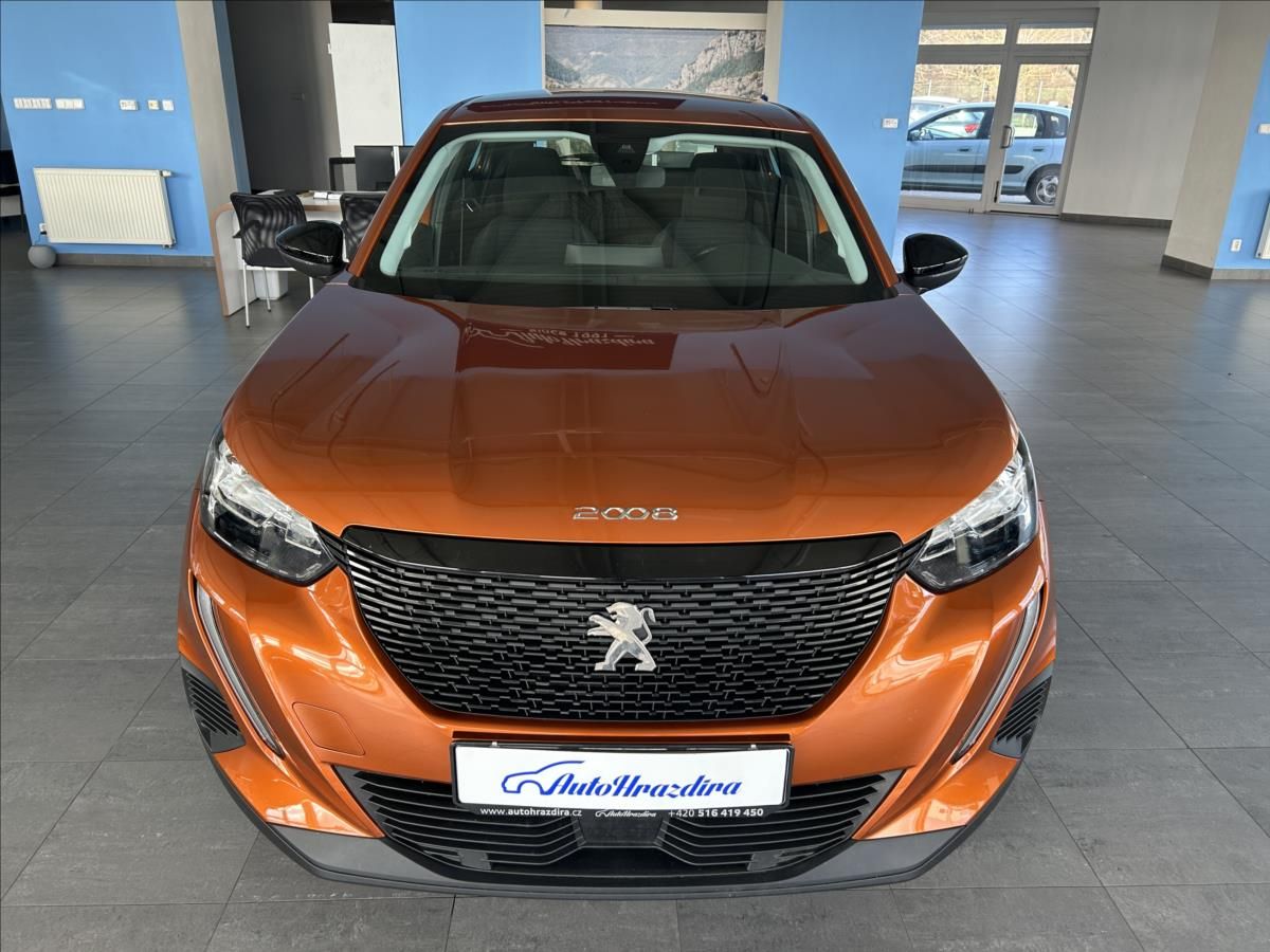 Peugeot 2008, 1,2   1.MAJ,ČR,ZÁRUKA 10/2027 - fotka 2
