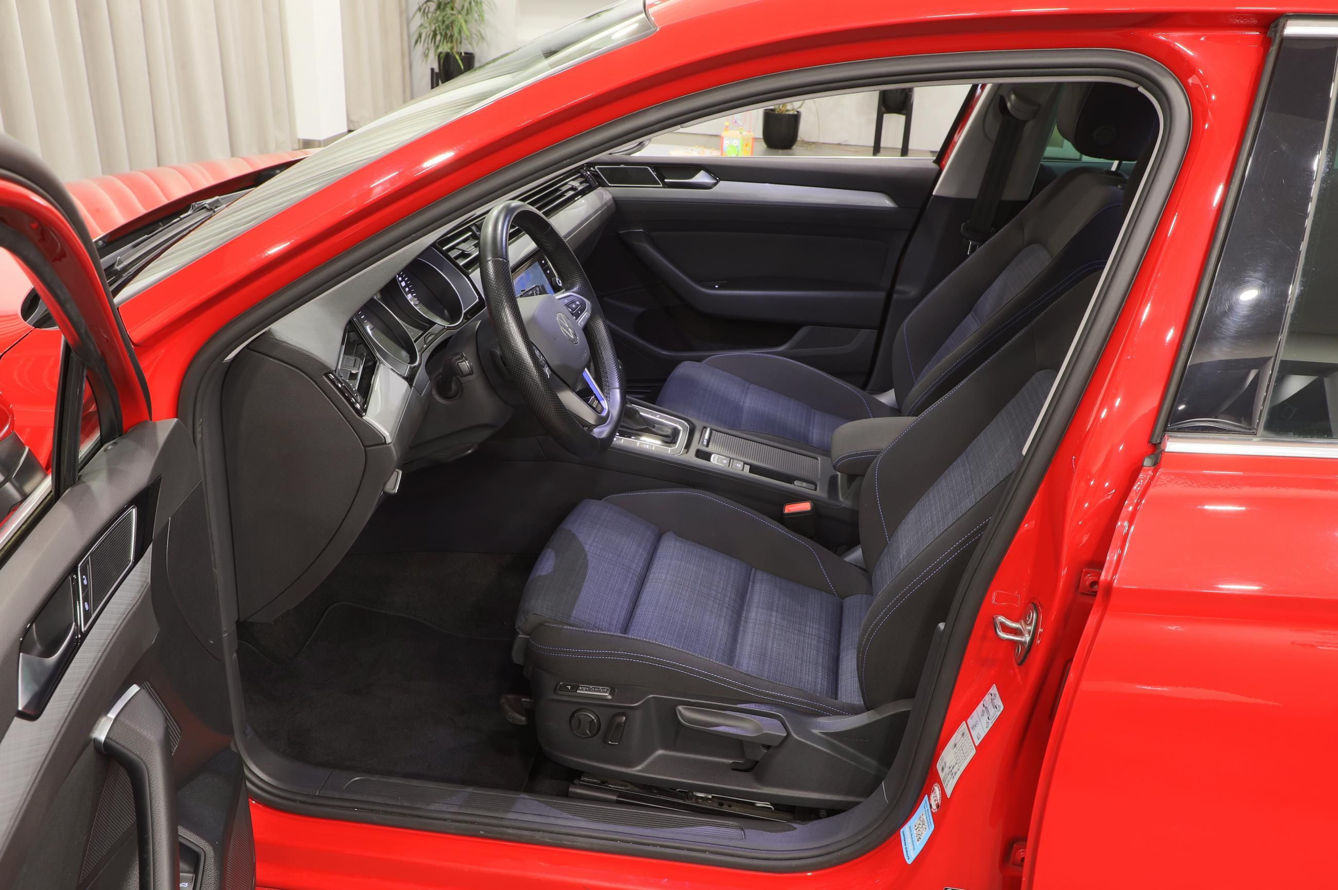 Volkswagen Passat Variant, GTE 1.4 TSI eHybrid 160kW DSG - fotka 6