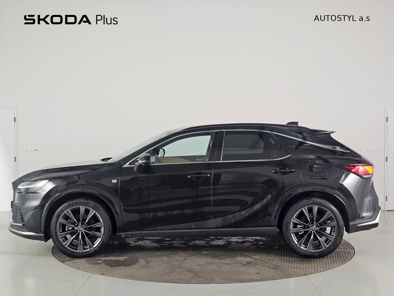 Lexus RX 350, 2.5HEV 250k 4x4 FSPORT+ Head U - fotka 3