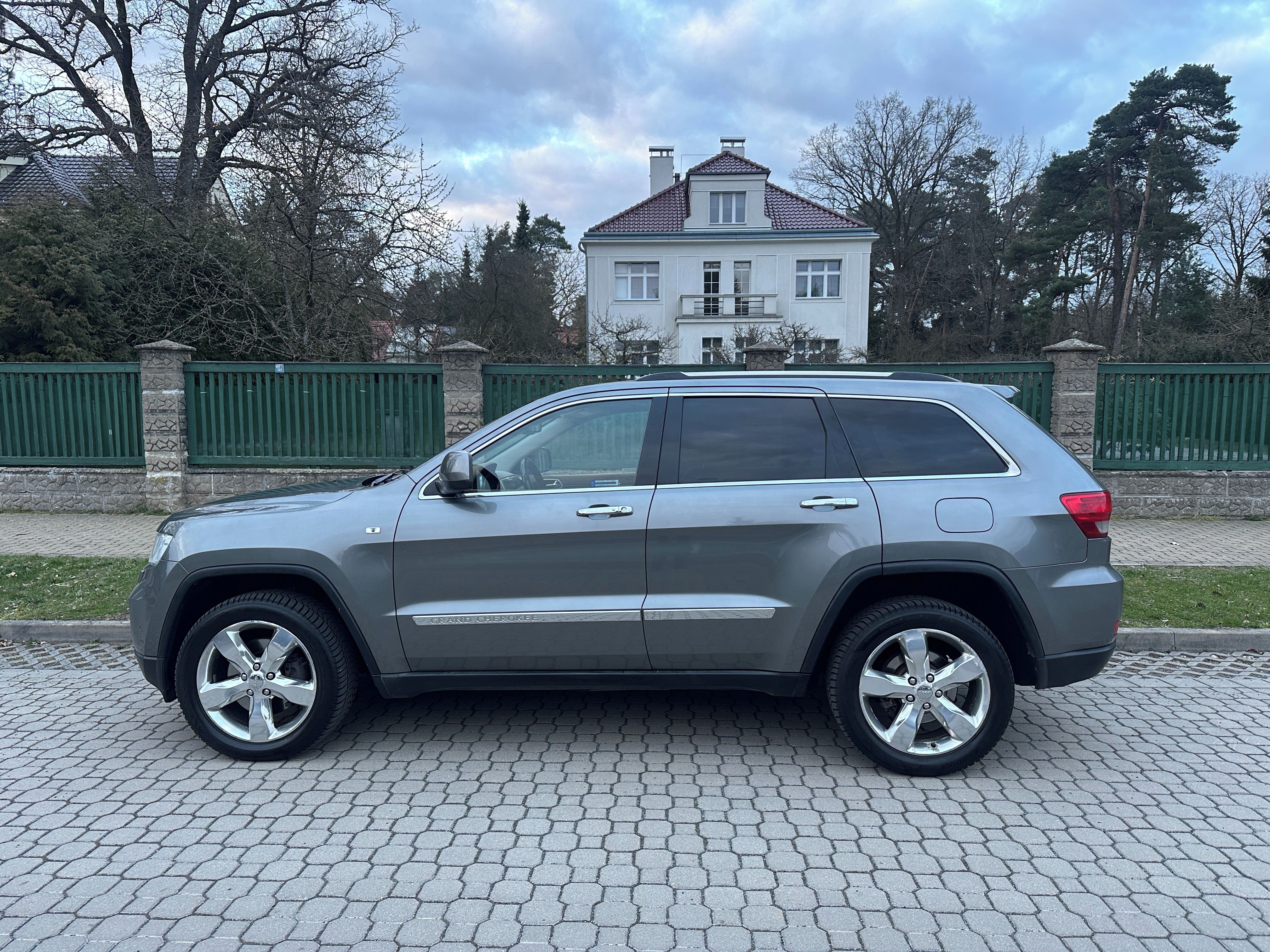 Jeep Grand Cherokee, OVERLAND 3L CRD CR, Nehav, DPH