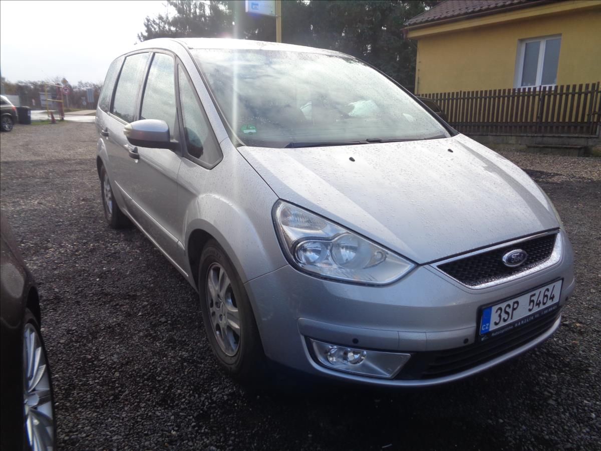 Ford Galaxy, 2,0 TDCI  7míst - fotka 3