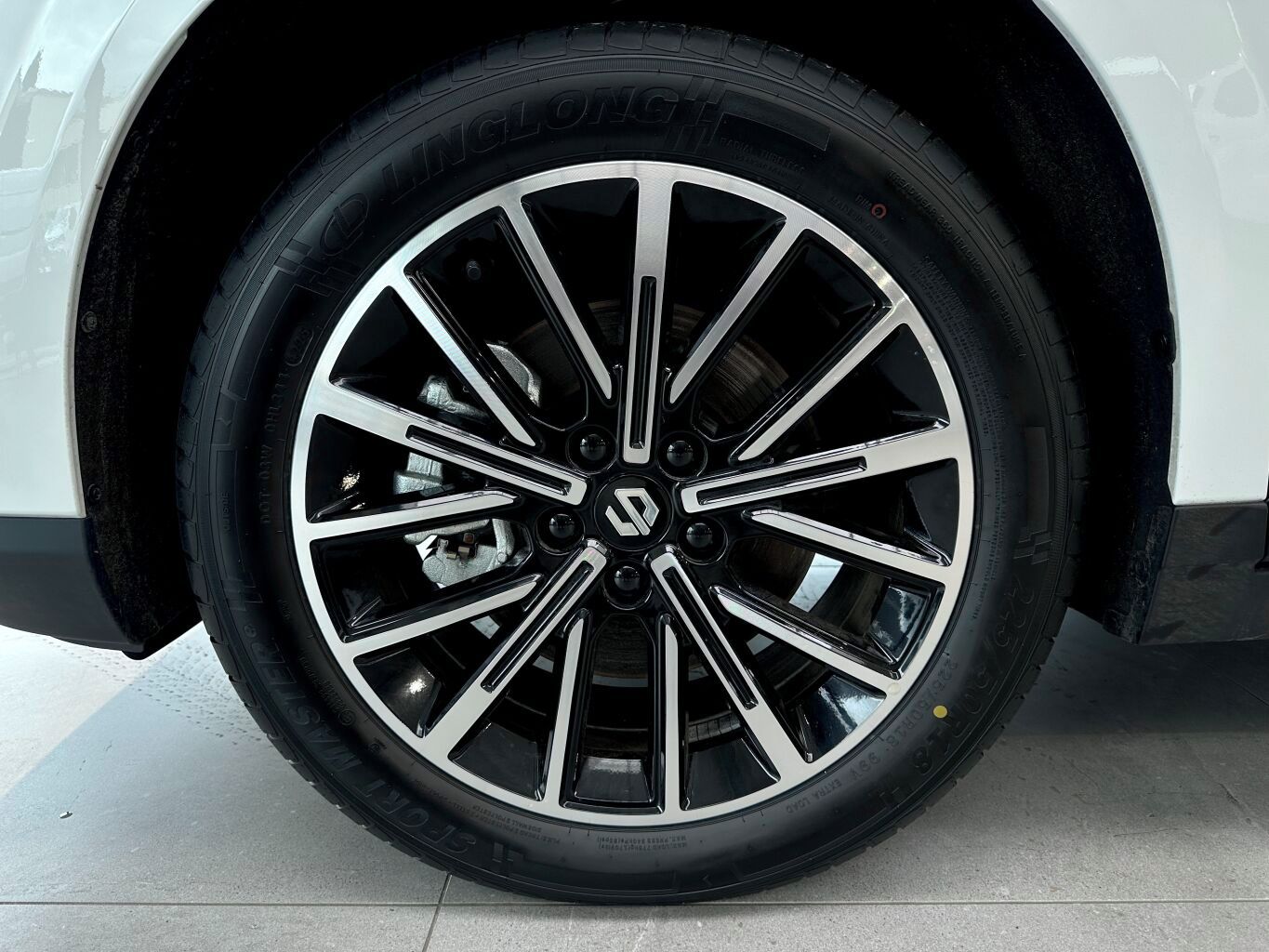 Leapmotor B10, 626 DESIGN PROMAX - větší bate - fotka 4