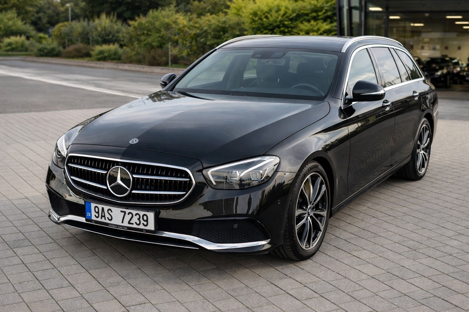 Mercedes-Benz Třídy E, 200d AVANTGARDĚ ČR 1maj TAŽNÉ!