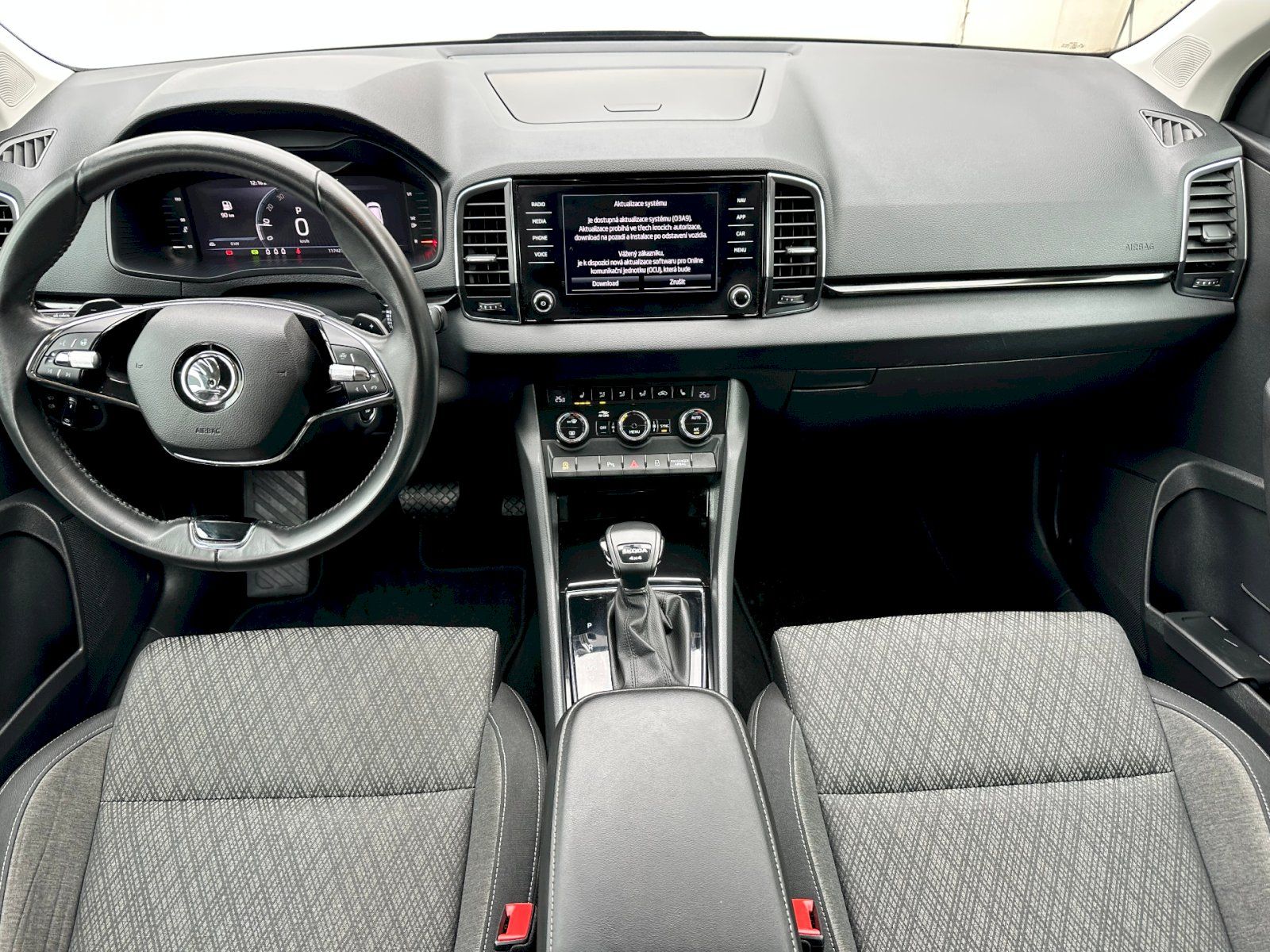 Škoda Karoq, 2.0 TDI 110kW Style 4x4 DSG - fotka 5