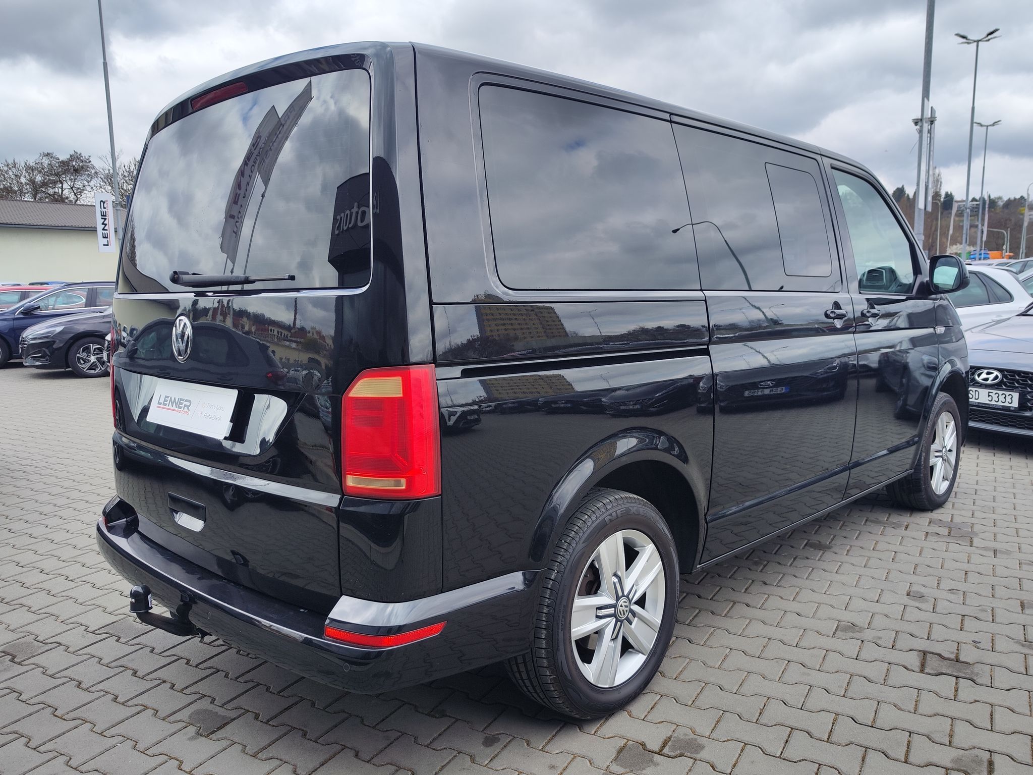 Volkswagen Multivan, 2.0 TDi/110kW Highline DSG - fotka 5