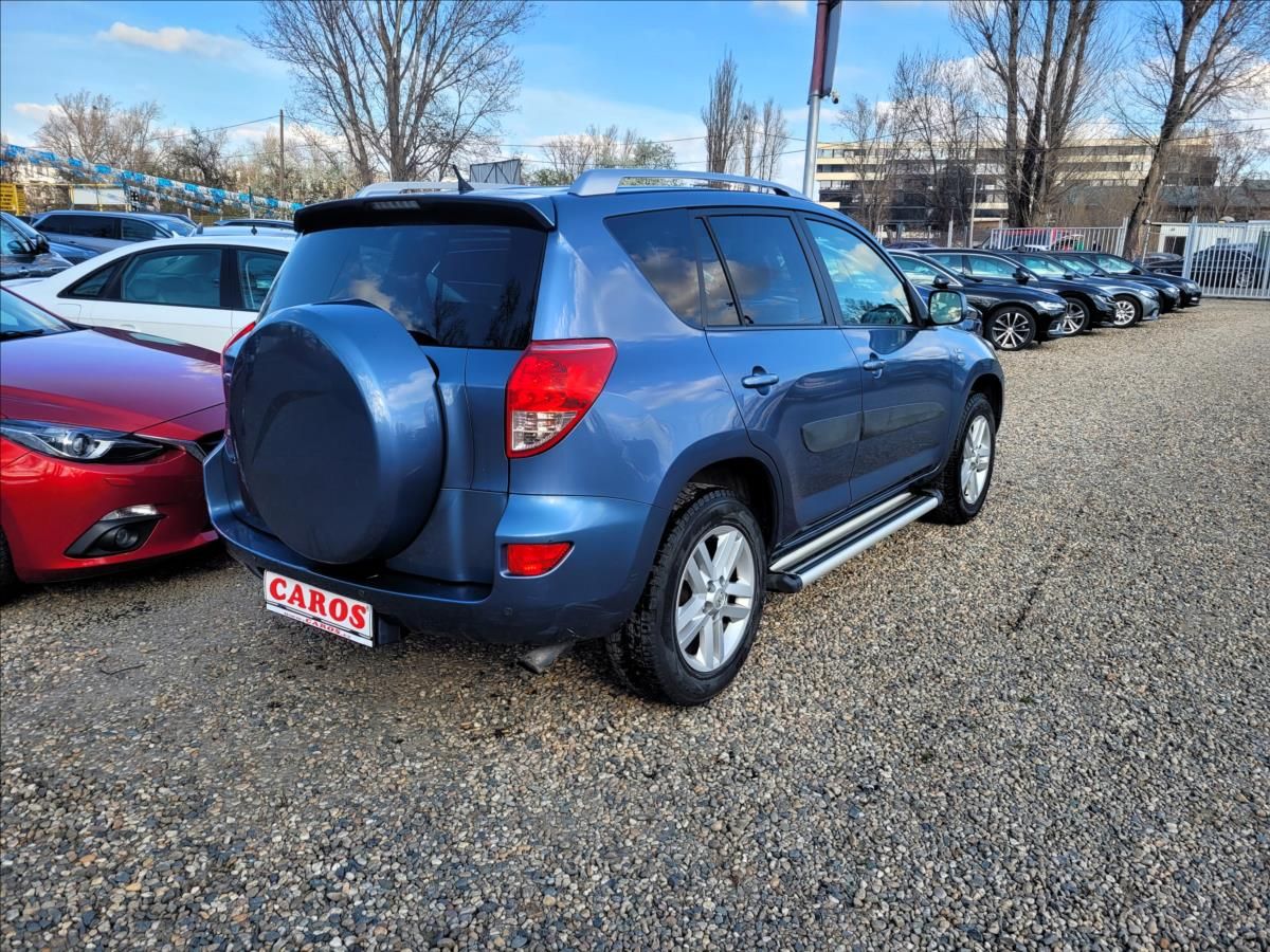 Toyota Rav4, 2,2 D4-D,4x4,klima,alu, - fotka 6