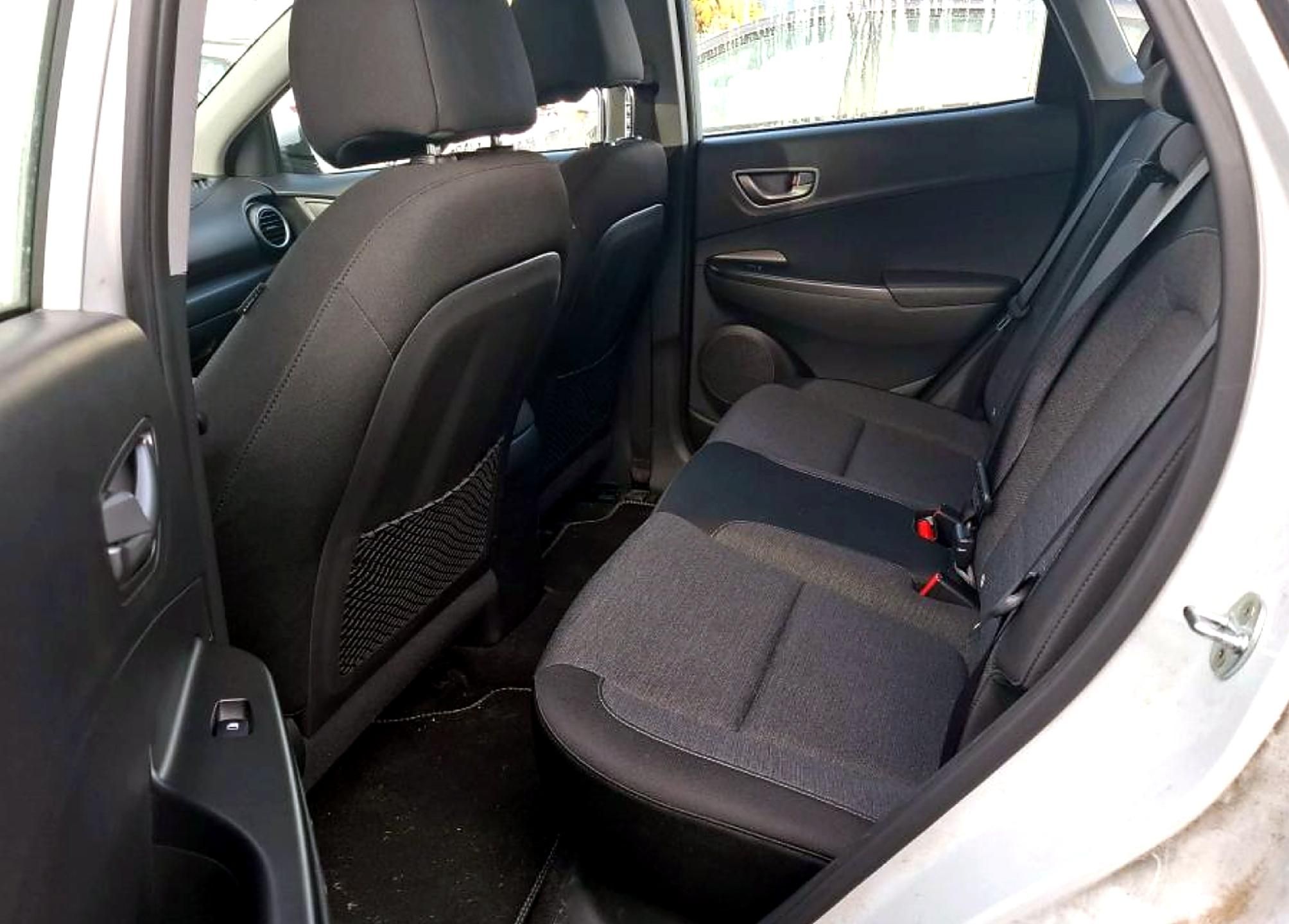 Hyundai Kona, 42 kWh Intuitive - fotka 5