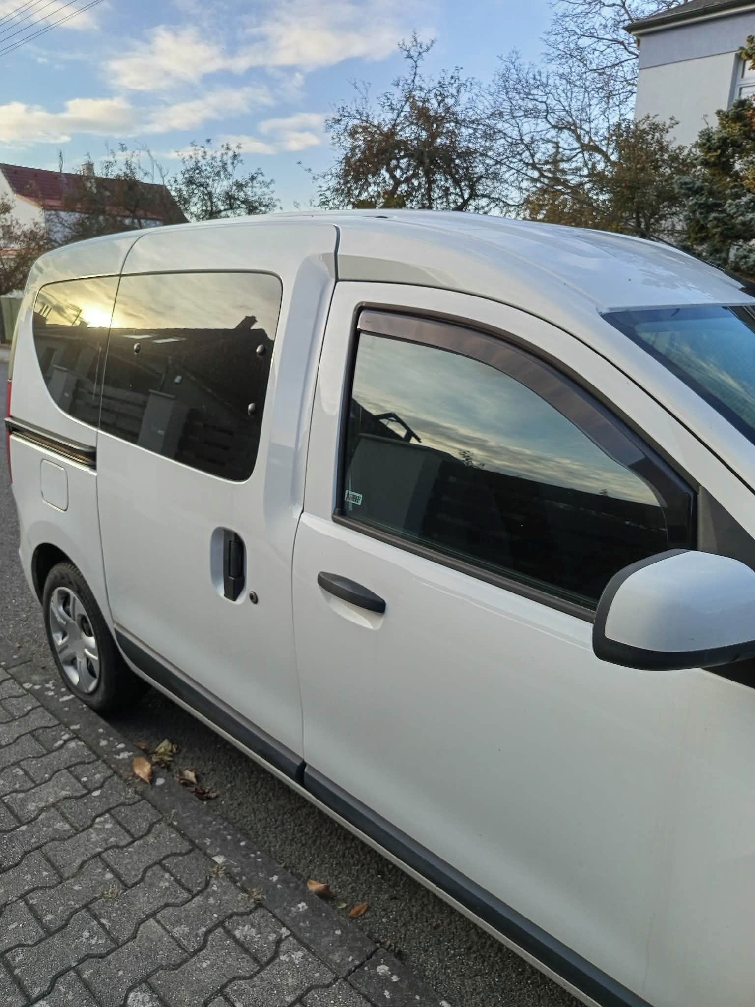 Dacia Dokker, Dacia Dokker 85 kW - fotka 2