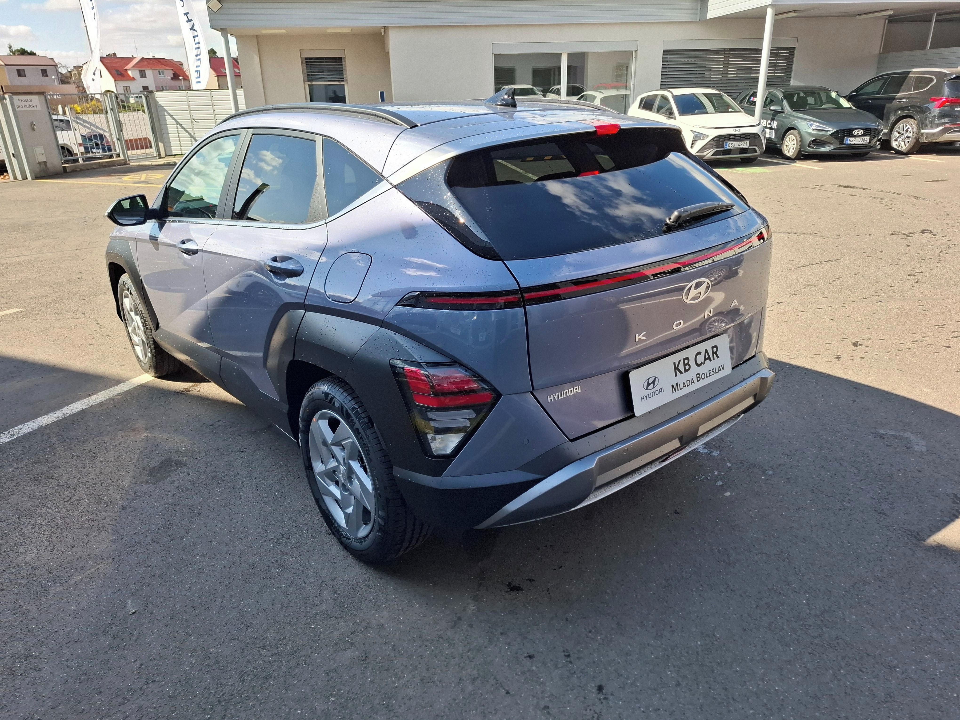 Hyundai Kona, 1,6TGDI 132kW STYLE 4X2 AT - fotka 4