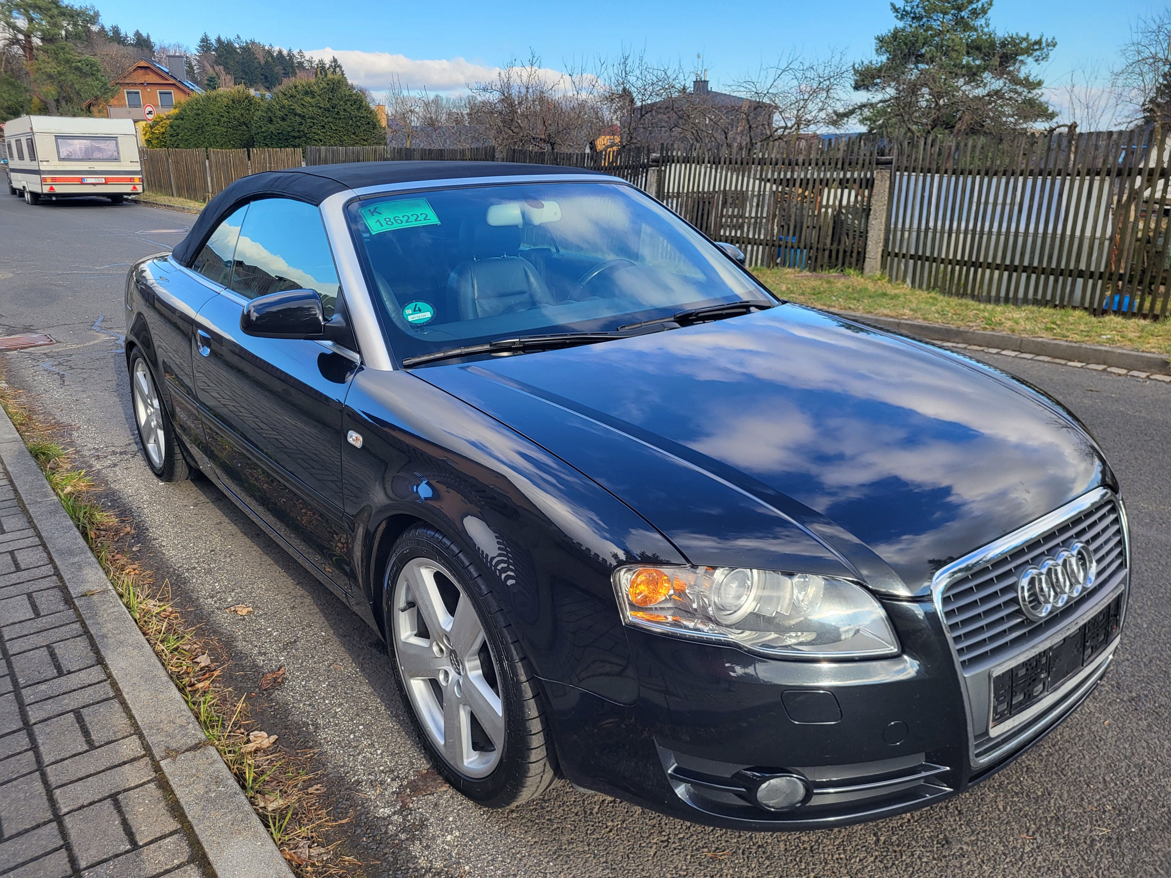 Audi A4, 2.0 TDI 103KW, NAVI, XENONY - fotka 4