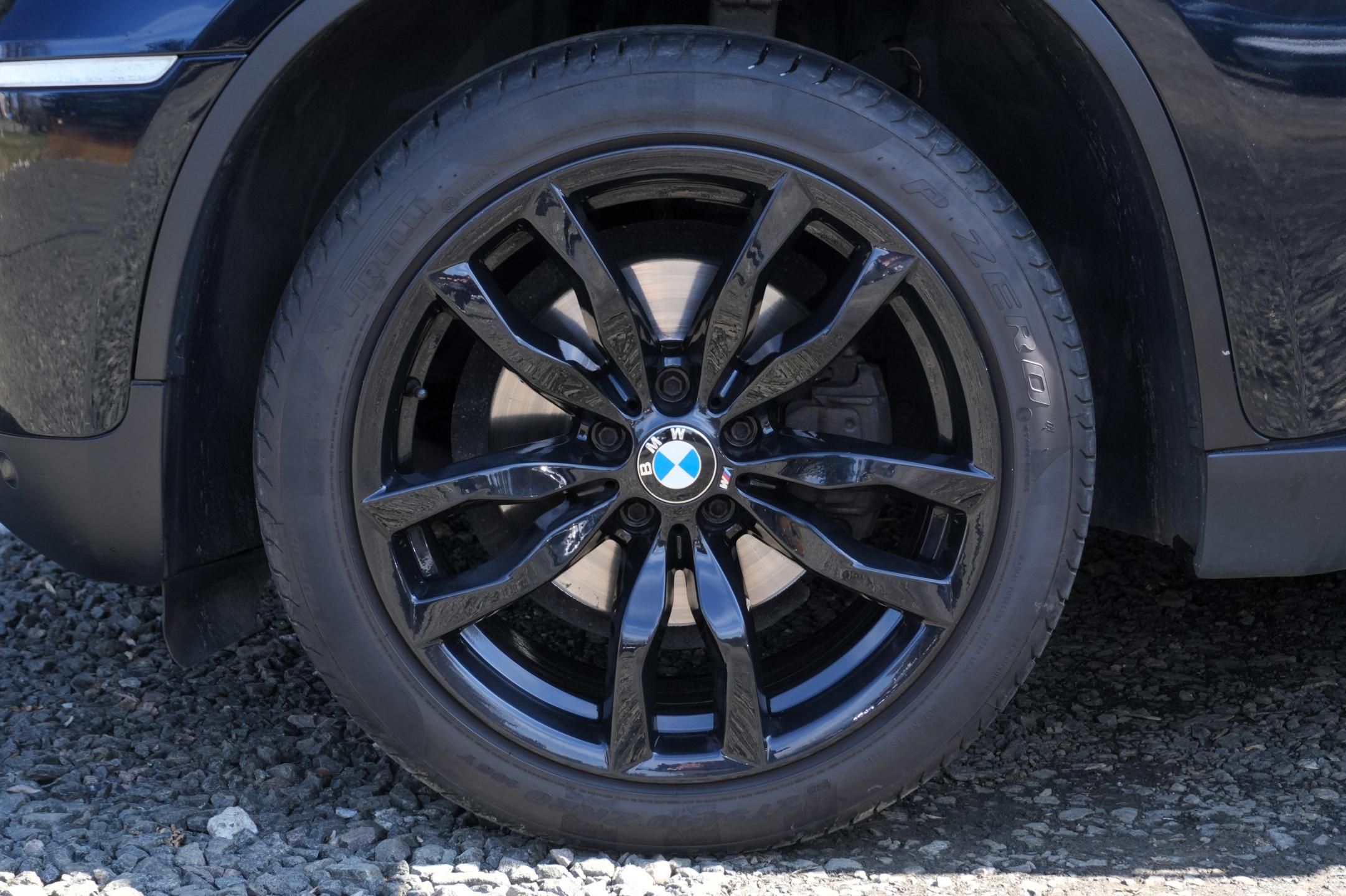BMW X6, 30d, Webasto, LED, HUD, Tažné - fotka 4
