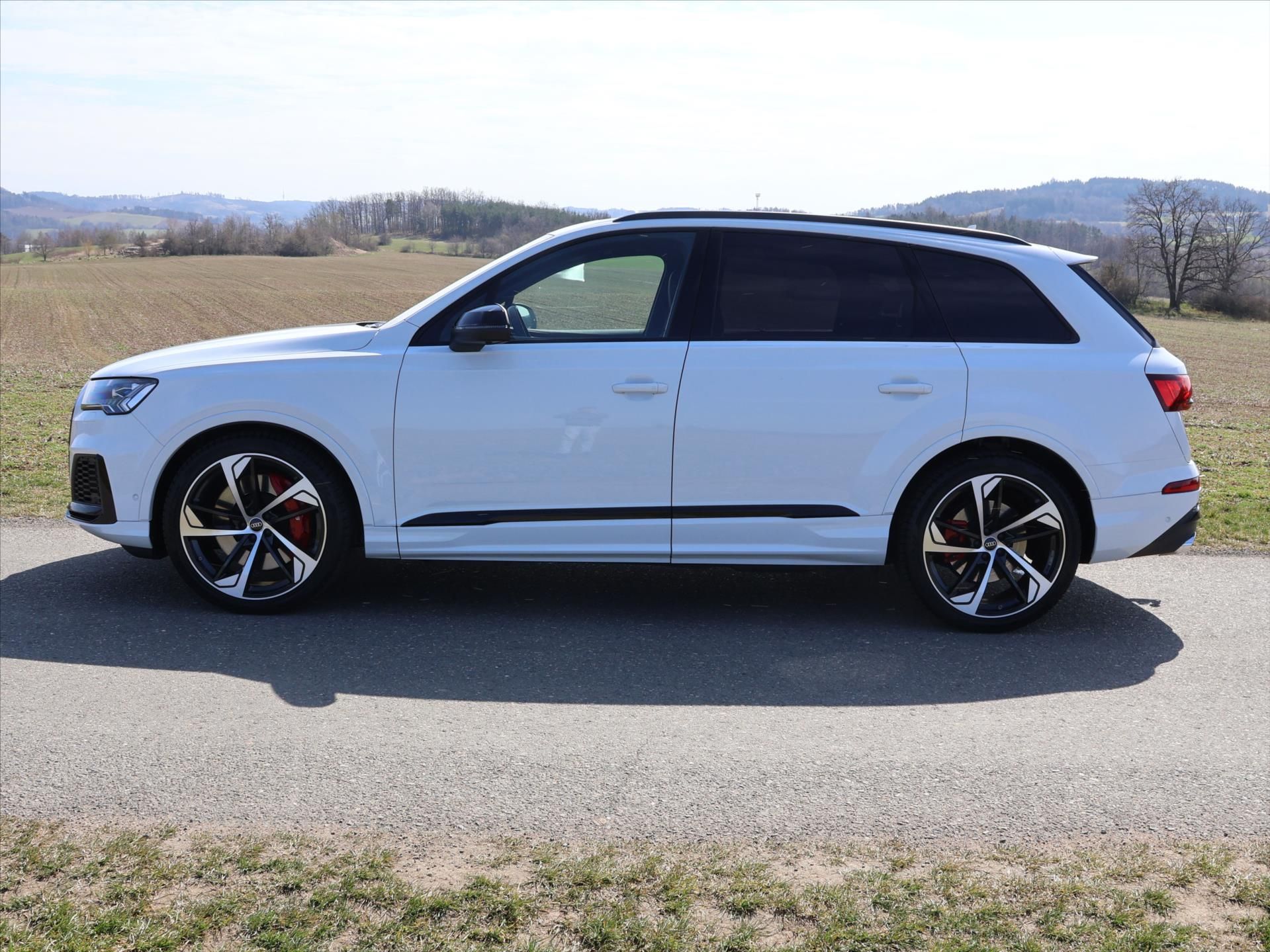 Audi SQ7, 4,0 TFSI 373KW CZ ZÁRUKA - fotka 4