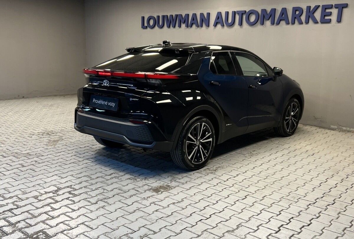 Toyota C-HR, 4x4  Executive Premiere Editio - fotka 2