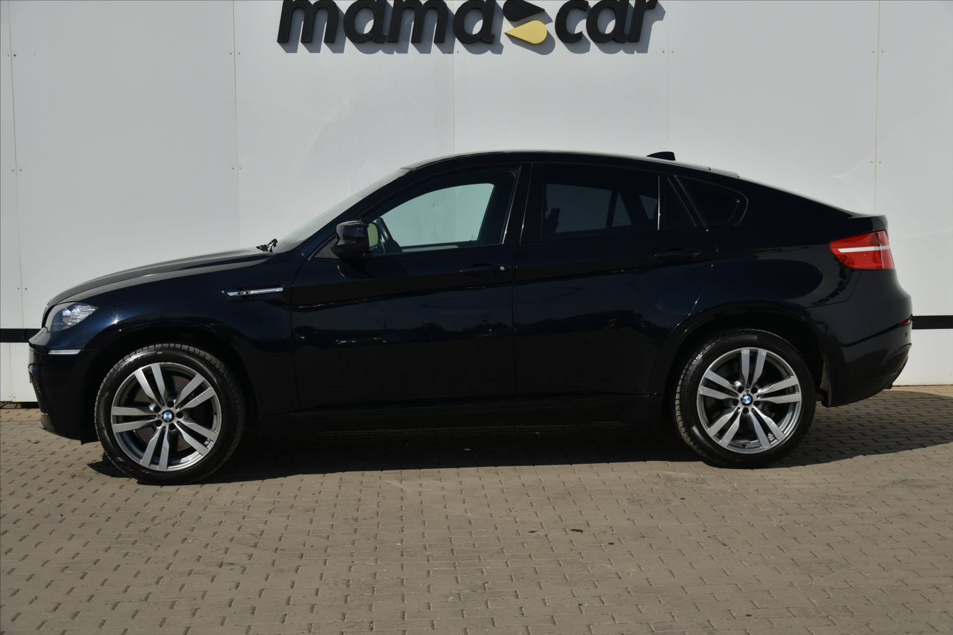 BMW X6, M xDrive 4.4 408kW 74.000KM ČR - fotka 4