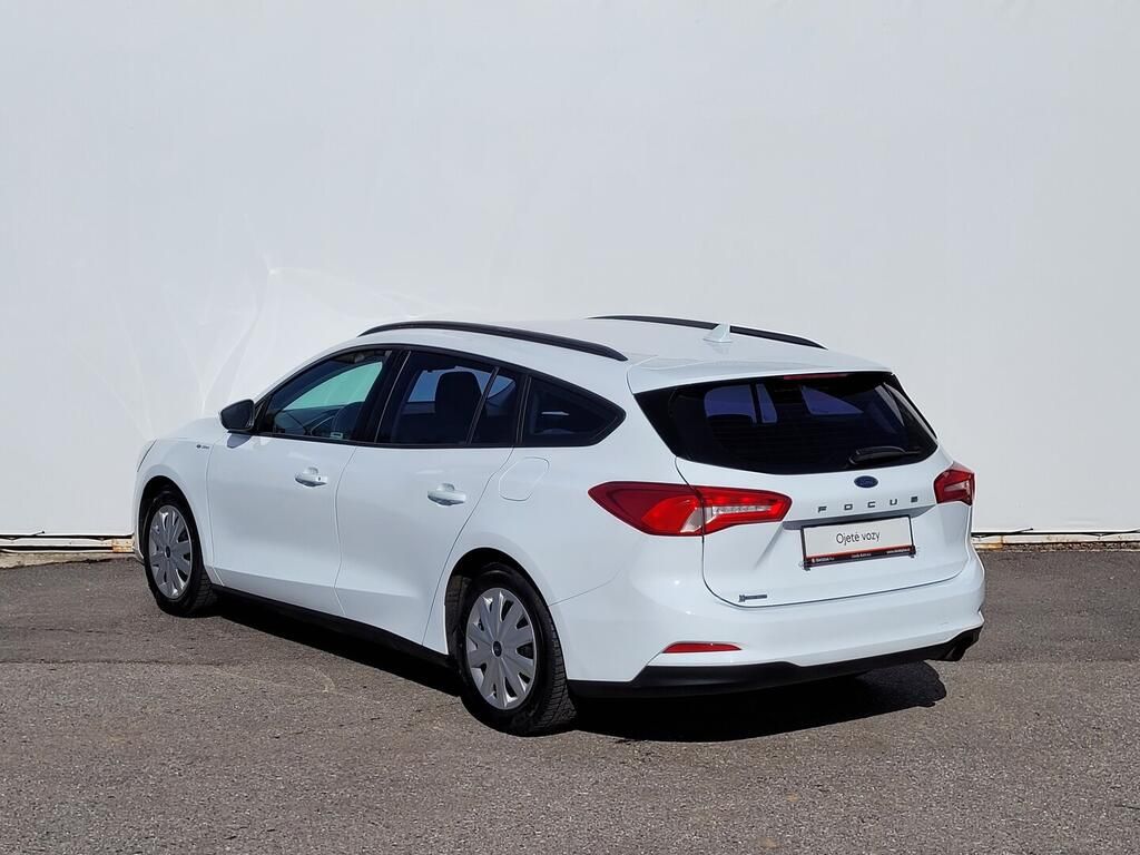 Ford Focus, Trend 1.0 EcoBoost 74 kW - fotka 6