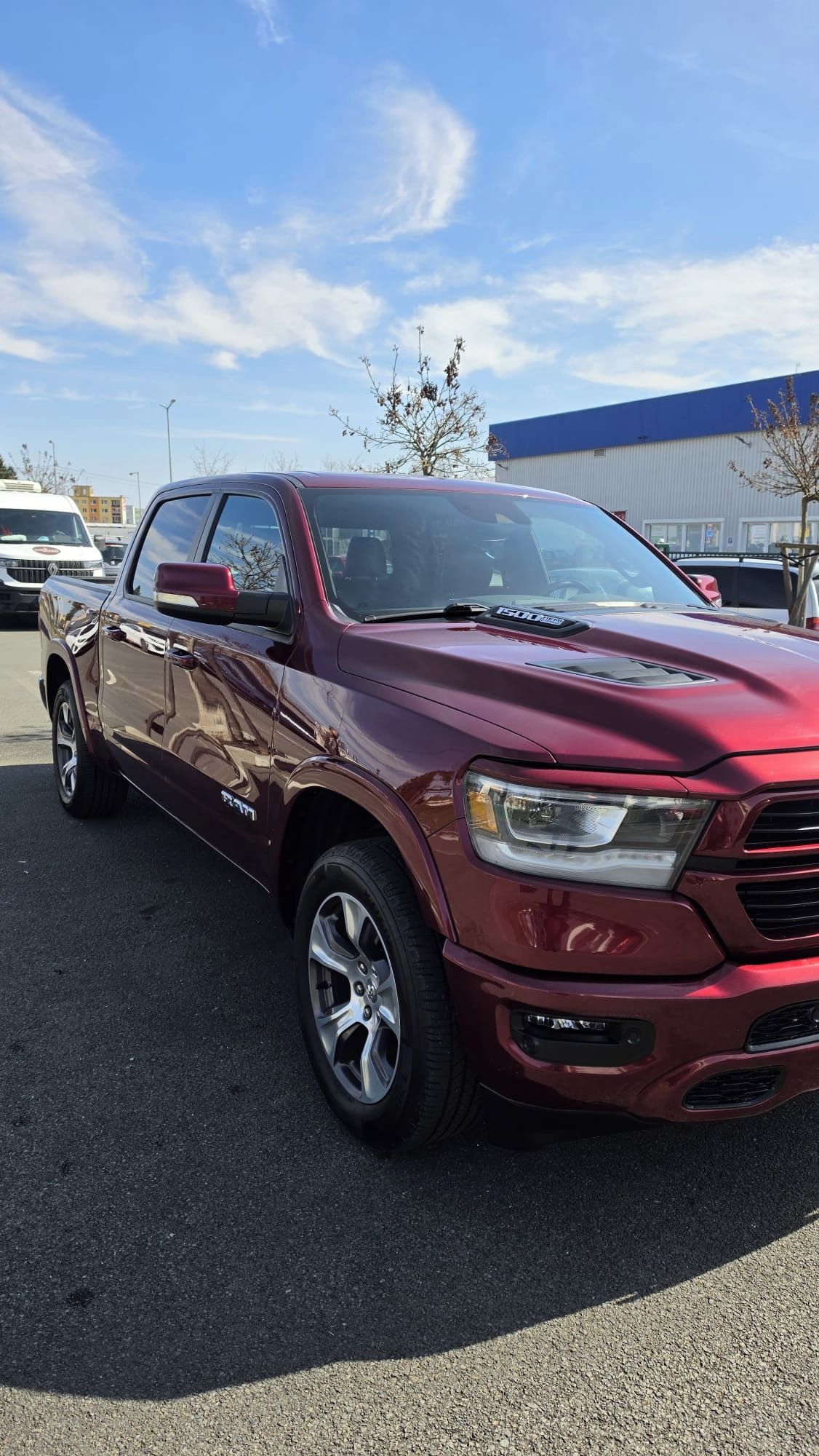 Dodge Ram, 1500 LARAMIE , 5.7 L V8 HEMI - fotka 3