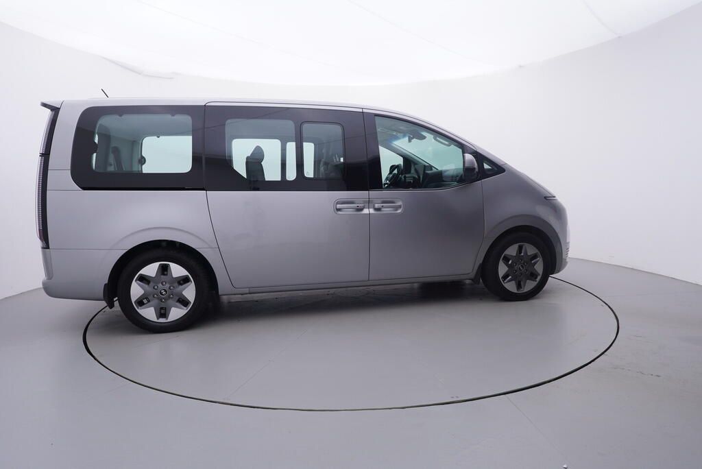 Hyundai Staria, Style Premium 2.2 CR 130 kW - fotka 6