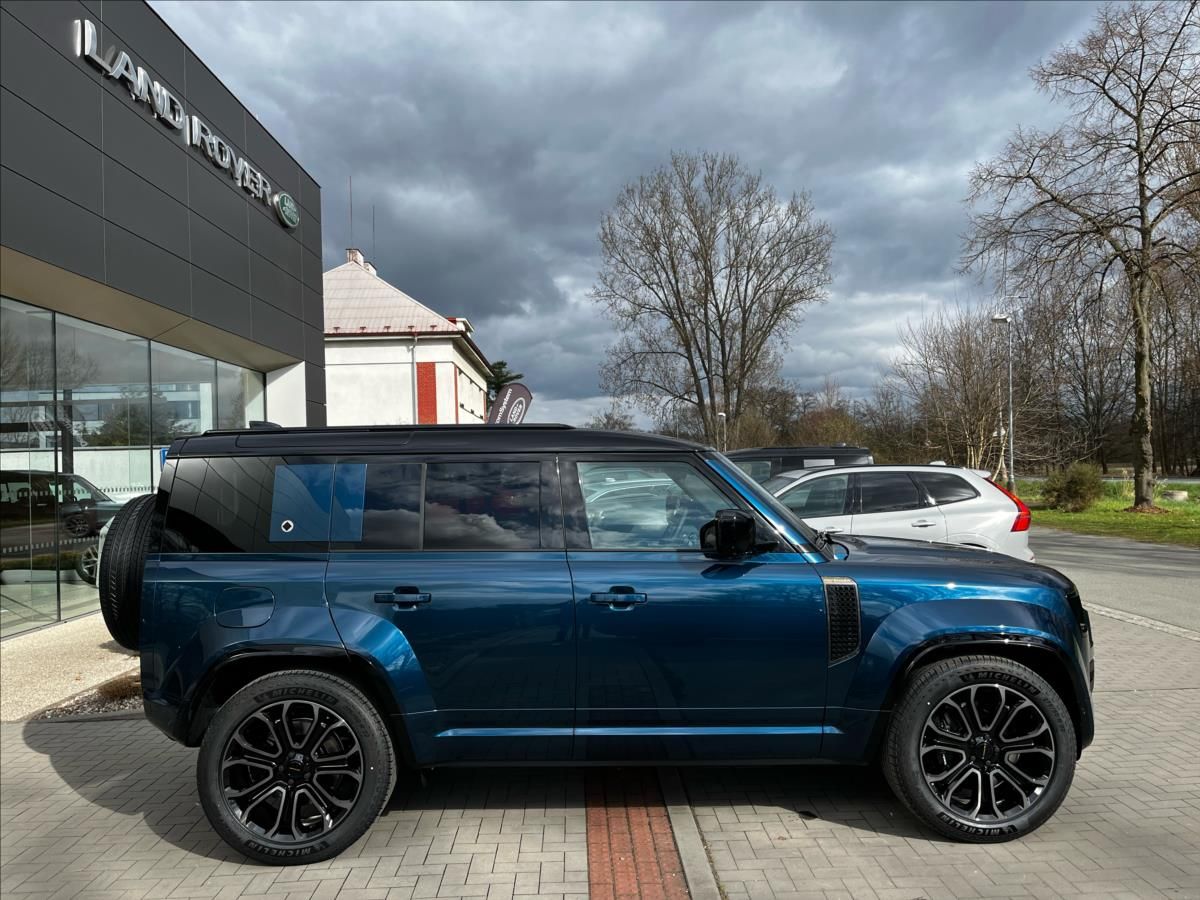 Land Rover Defender, 4,4 110 OCTA P635 V8 AWD - fotka 4