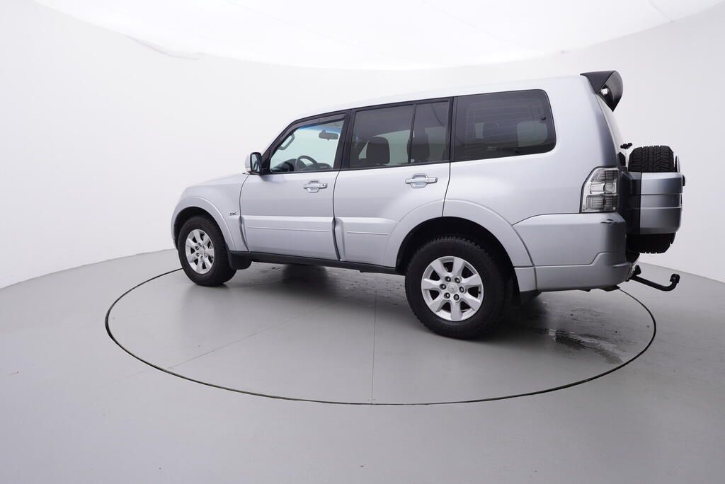 Mitsubishi Pajero, 3.2 147 kW - fotka 3
