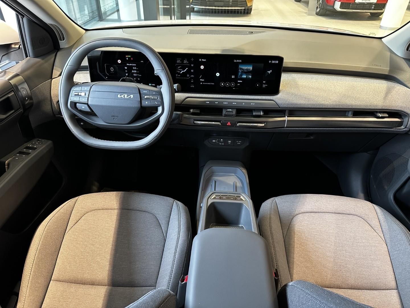 Kia EV3, 150kW EARTH 150 KW + 81,4 KWH - fotka 5