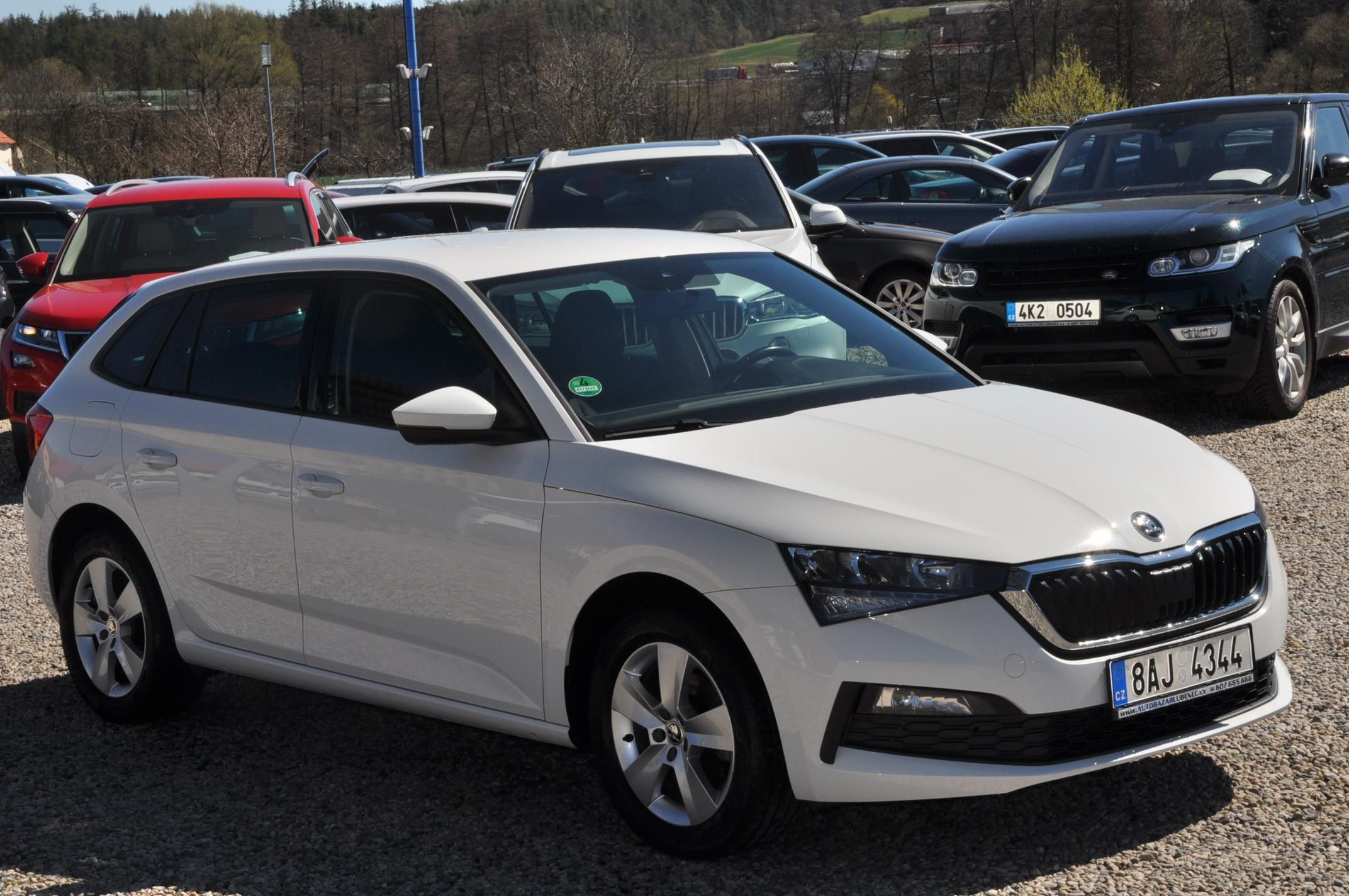 Škoda Scala, 1.0TSi 85kW Style - fotka 2