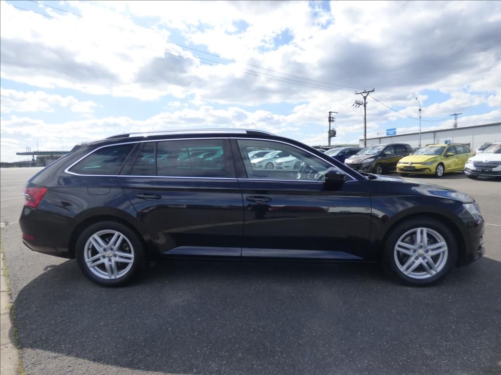 Škoda Superb, 2,0 TDI DSG CRYSTAL LIGHT  Sty - fotka 4