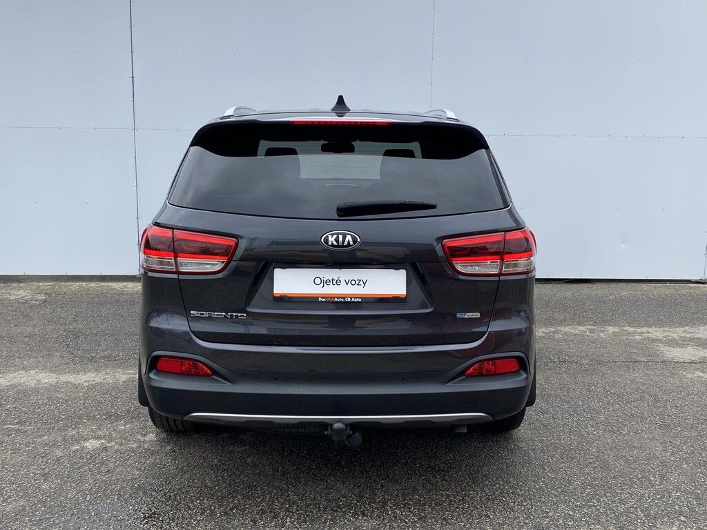 Kia Sorento, 2.2 CRDi 147 kW 4WD Exclusive - fotka 6