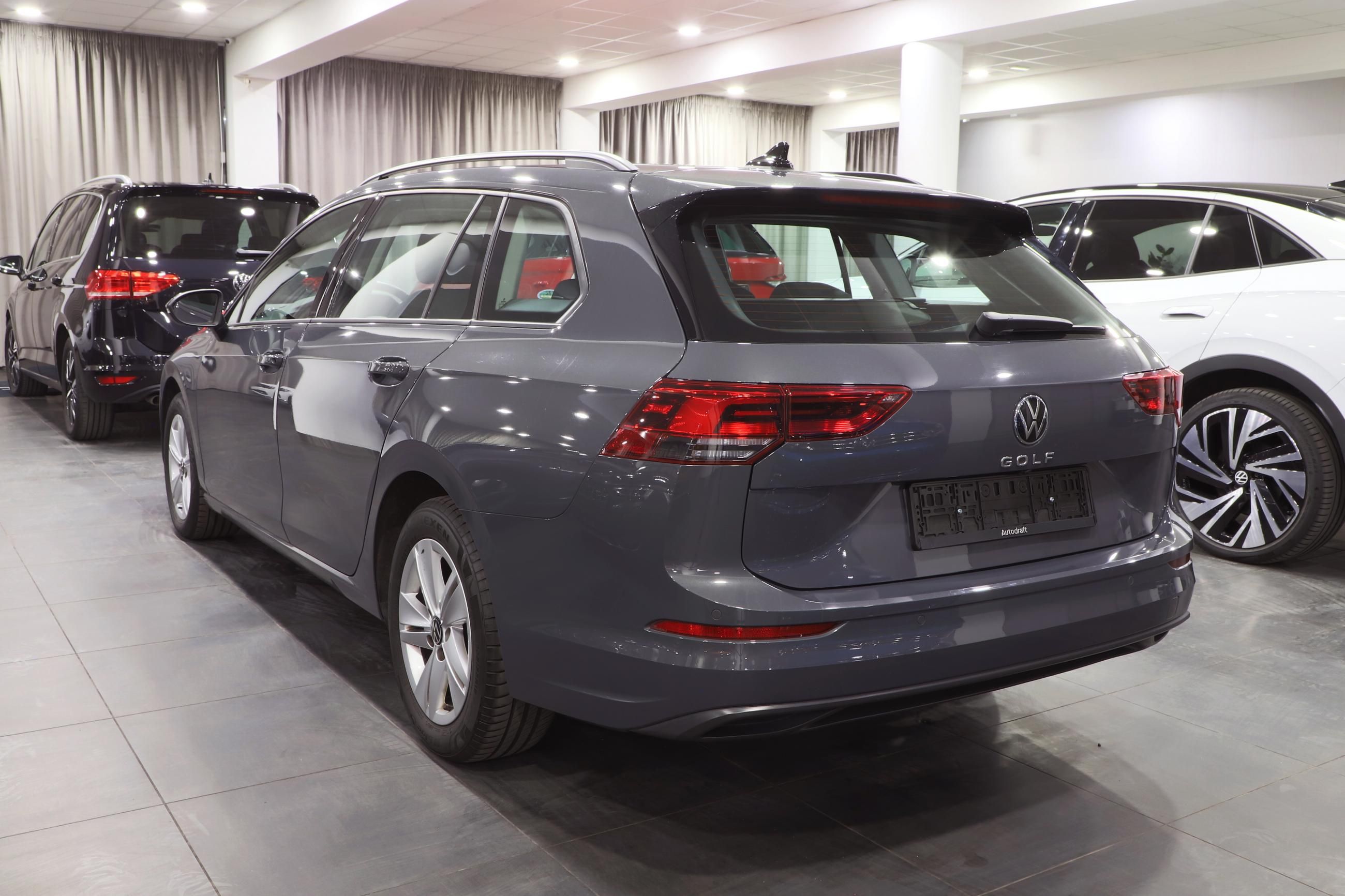 Volkswagen Golf Variant, 2.0 TDI 110kW DSG / ALU 16'' - fotka 4