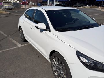 Hyundai i30 Fastback STYLE 1.4