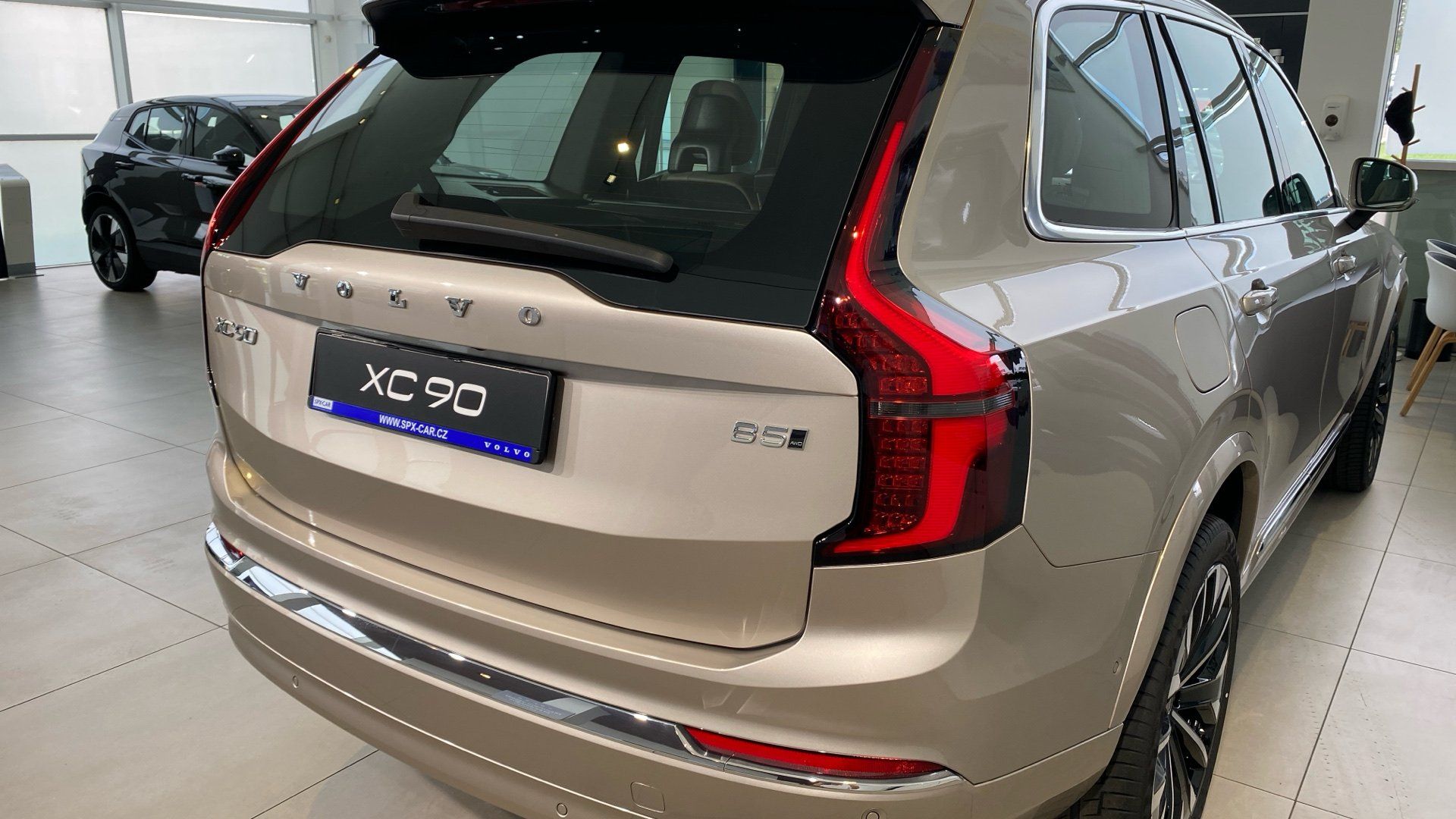 Volvo XC90, PLUS BRIGHT, T8 AWD, 228+107 k - fotka 6