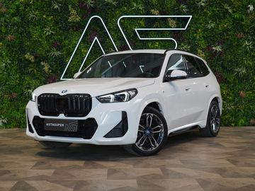 iX1*XDRIVE*30*M*LED*HUD*TAŽNÉ*