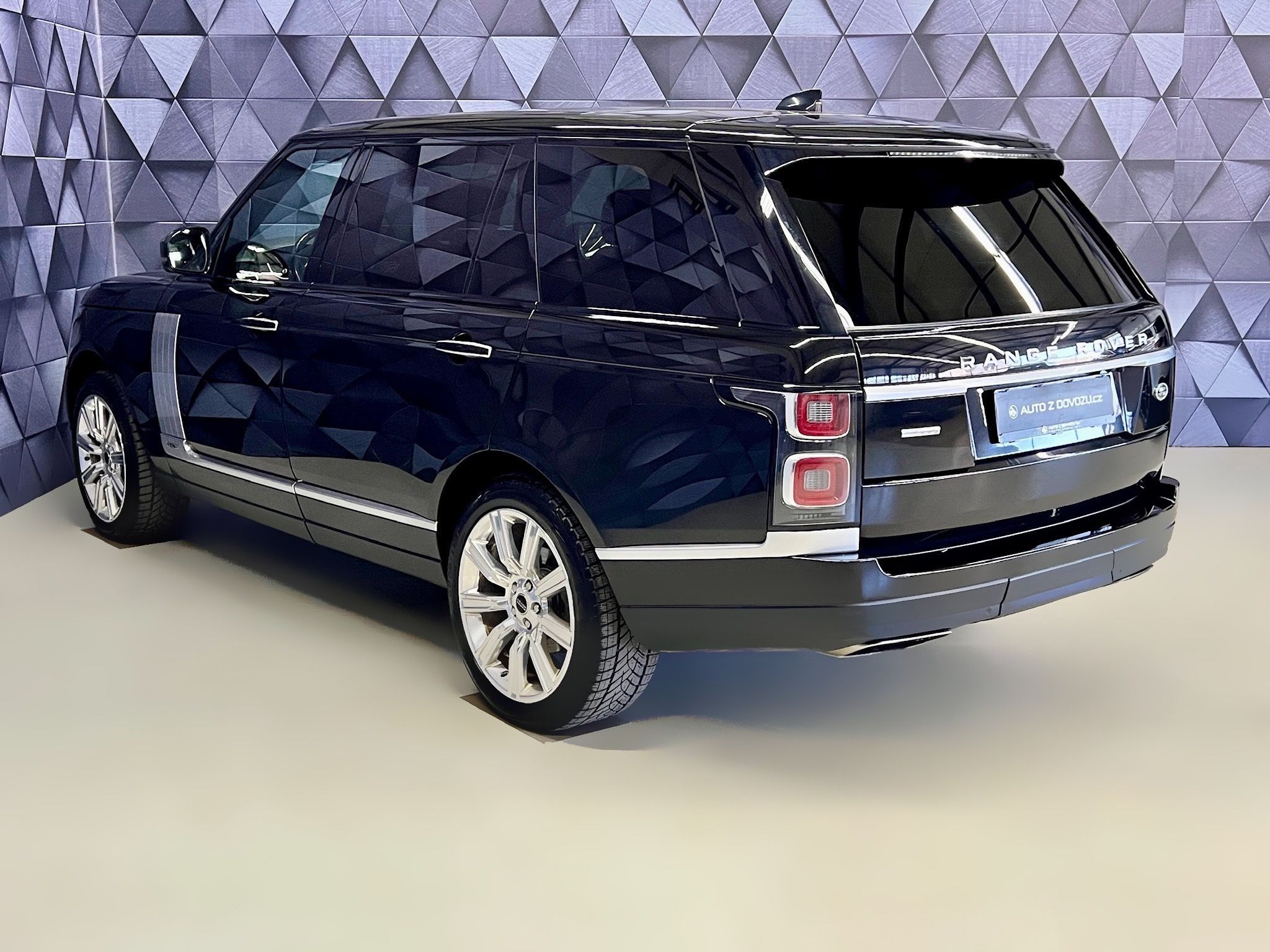Land Rover Range Rover, 3.0 TDV6 AUTOBIOGRAPHY, TAŽNÉ - fotka 5