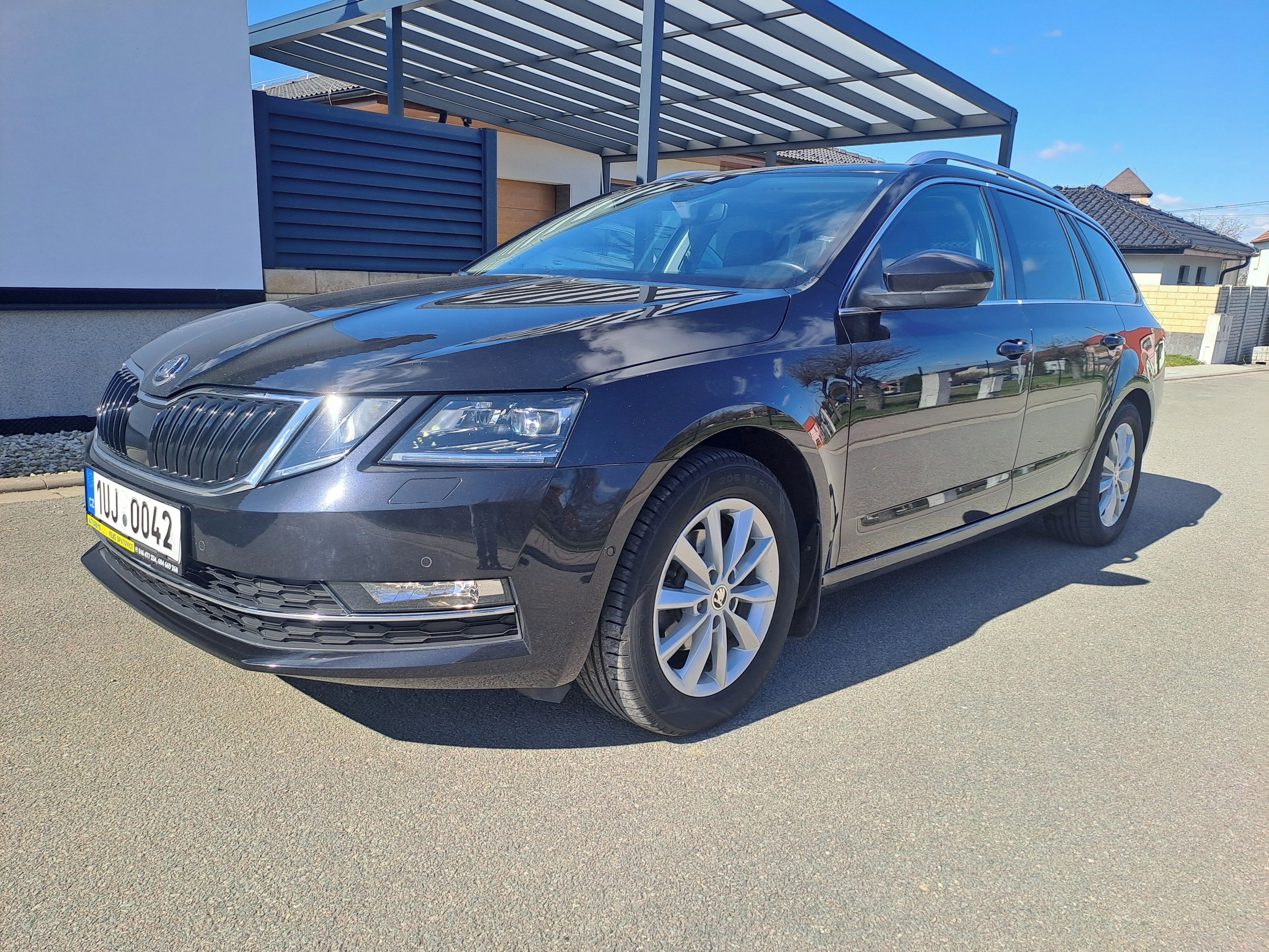Škoda Octavia, 1,6TDI DSG,ELEGANCE,TOP,VÝBAVA - fotka 2